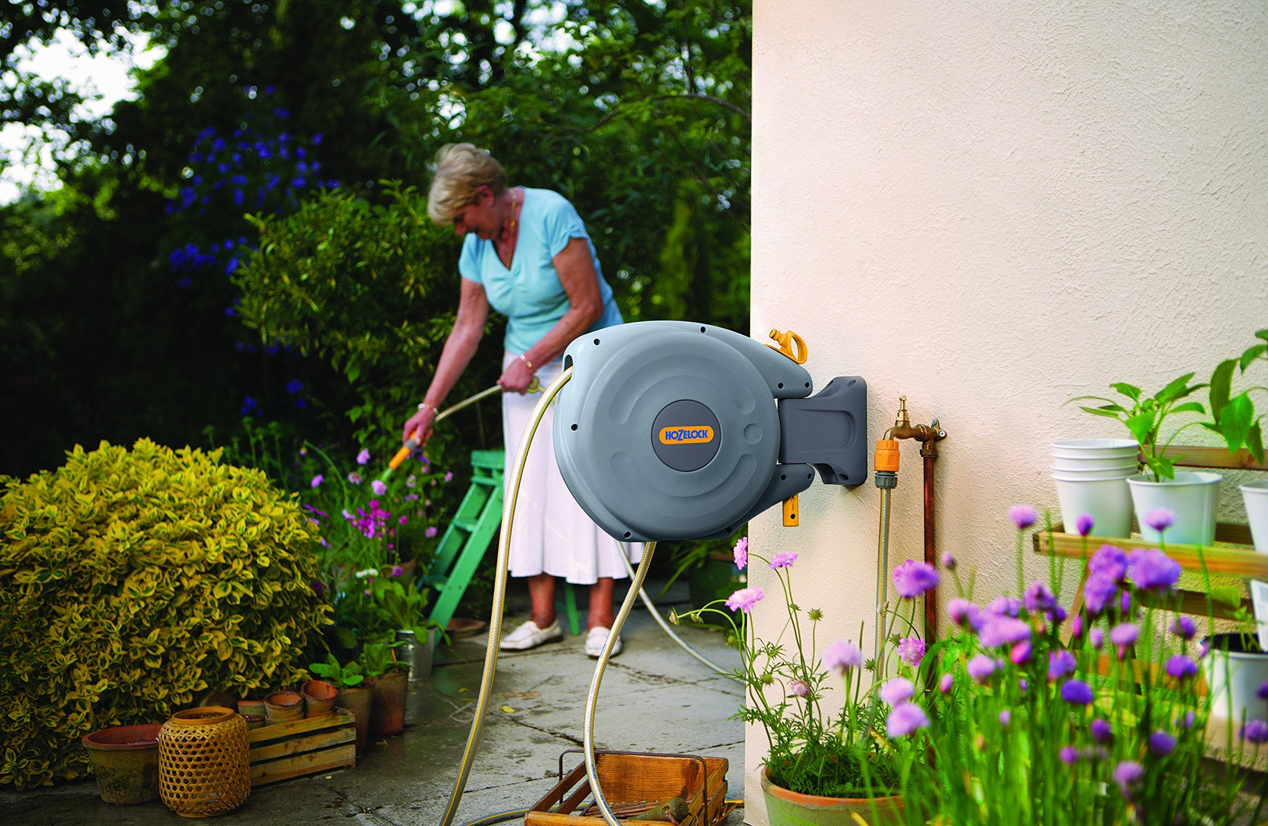 Hozelock Auto Reel 10m Wall-Mounted Retractable Garden Hose