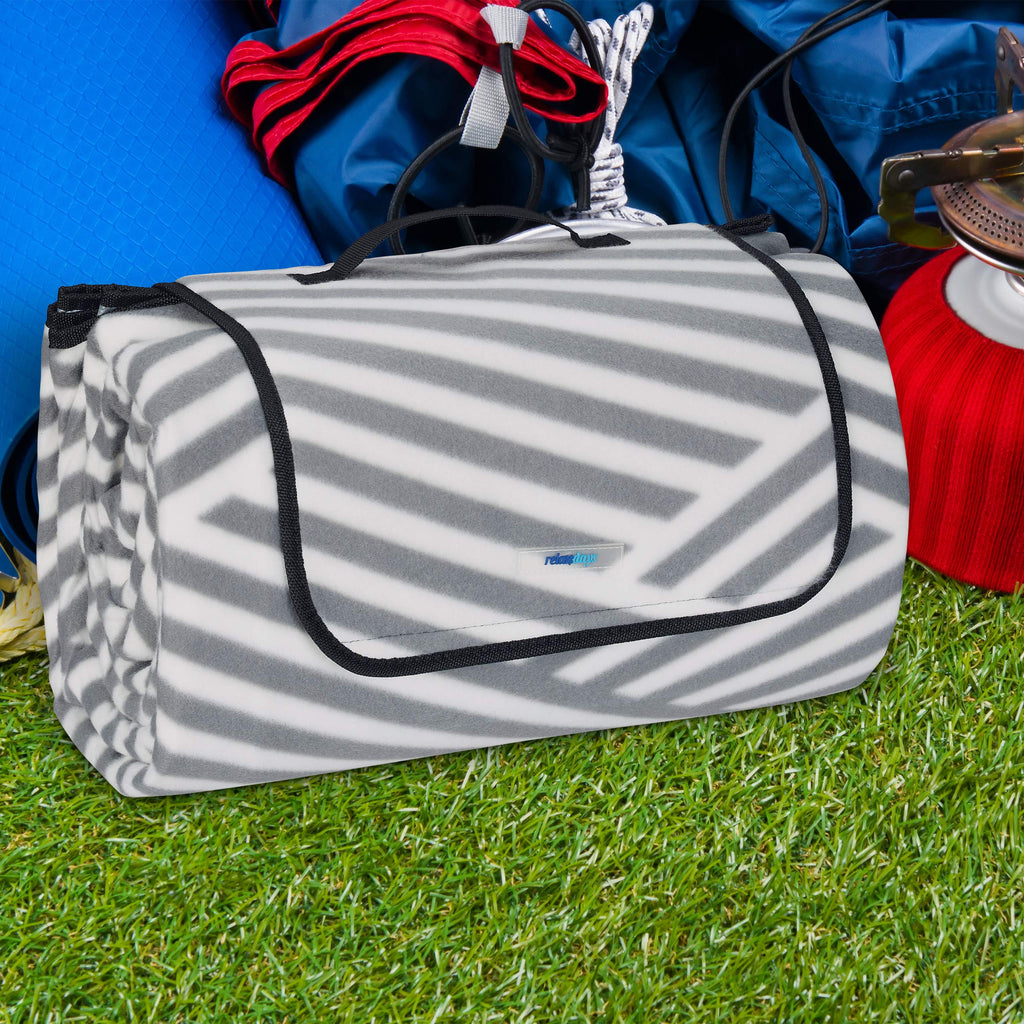 Relaxdays XXL Picnic Blanket | 200x300cm Insulated Fleece Outdoor Mat