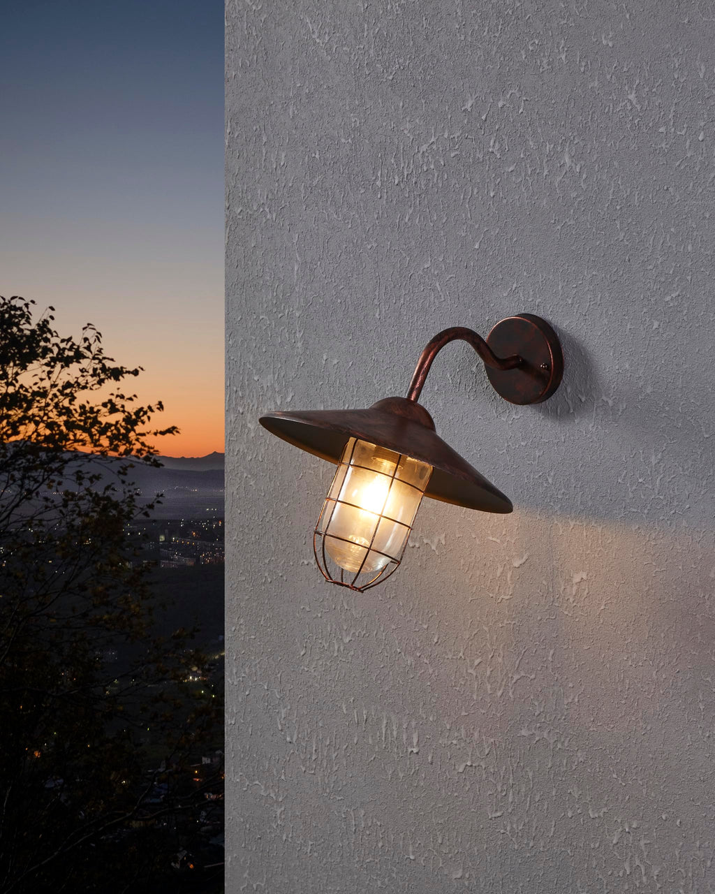 Eglo Melogoa Outdoor Wall Light | Antique Copper Vintage Porch Lantern