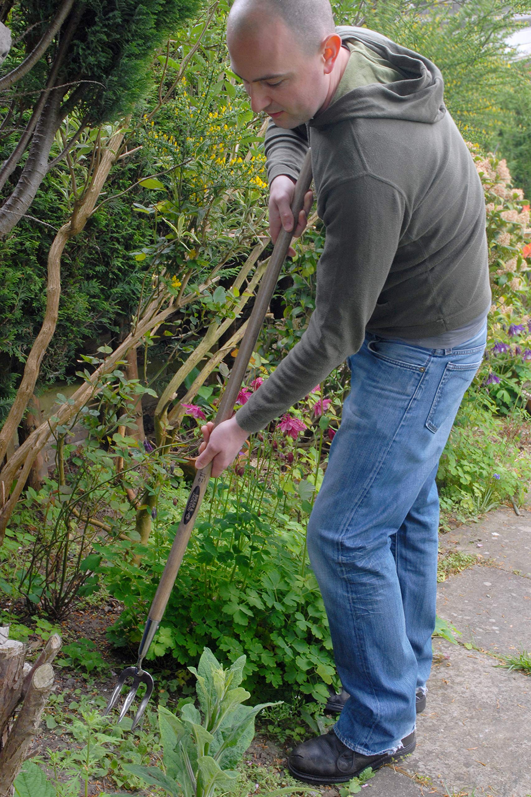 Spear & Jackson Stainless Steel Long Handled Weed Fork – 42" Handle