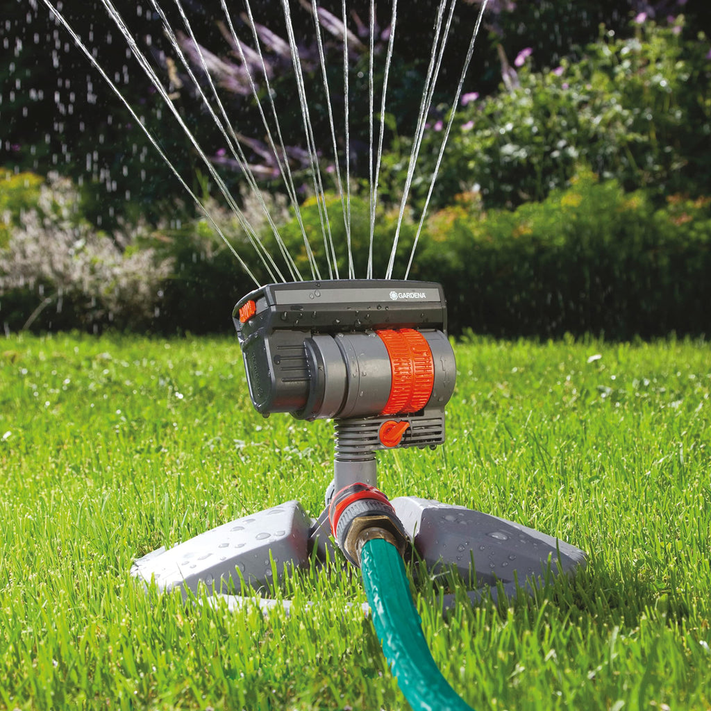 GARDENA ZoomMaxx Oscillating Sprinkler – Adjustable 2400 Sq Ft Coverage
