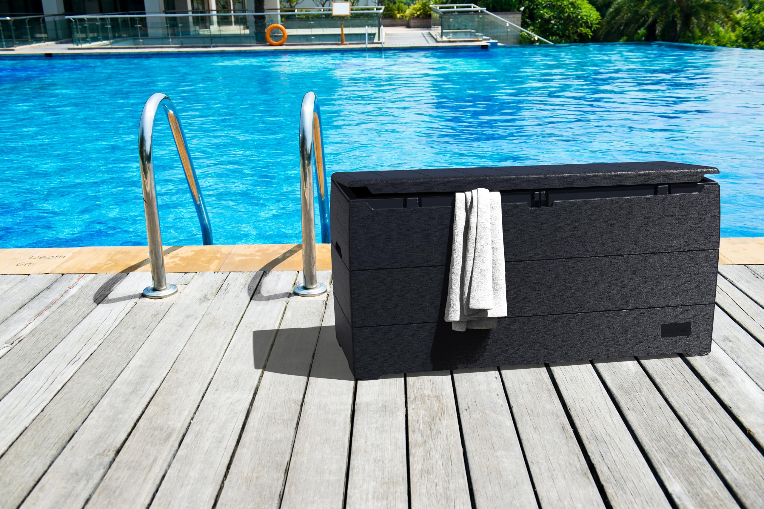 Duramax Cedargrain 270L Outdoor Deck Box – Lockable Garden Storage