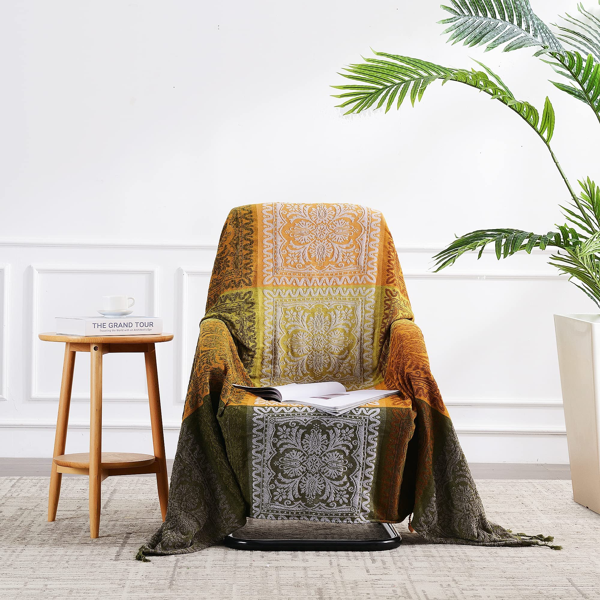 Edcooy Bohemian Chenille Throw Blanket with Tassels for Sofa – Green