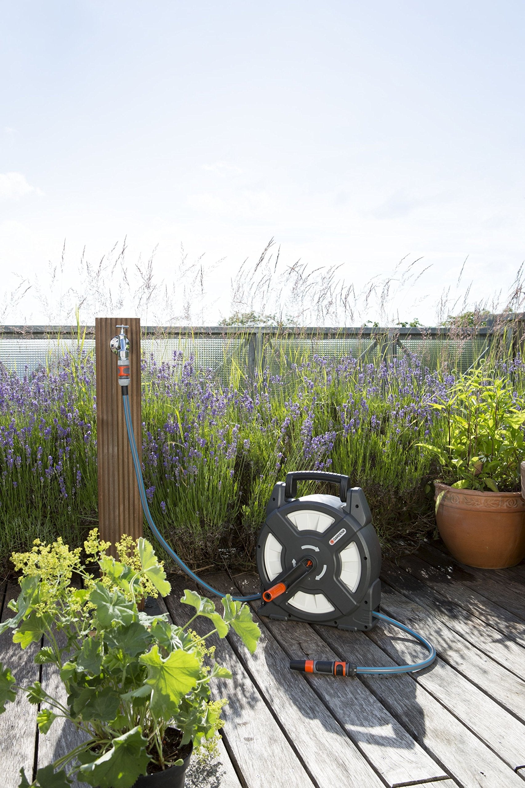 GARDENA City Gardening Terrace Hose Box – 10m Compact Portable Reel