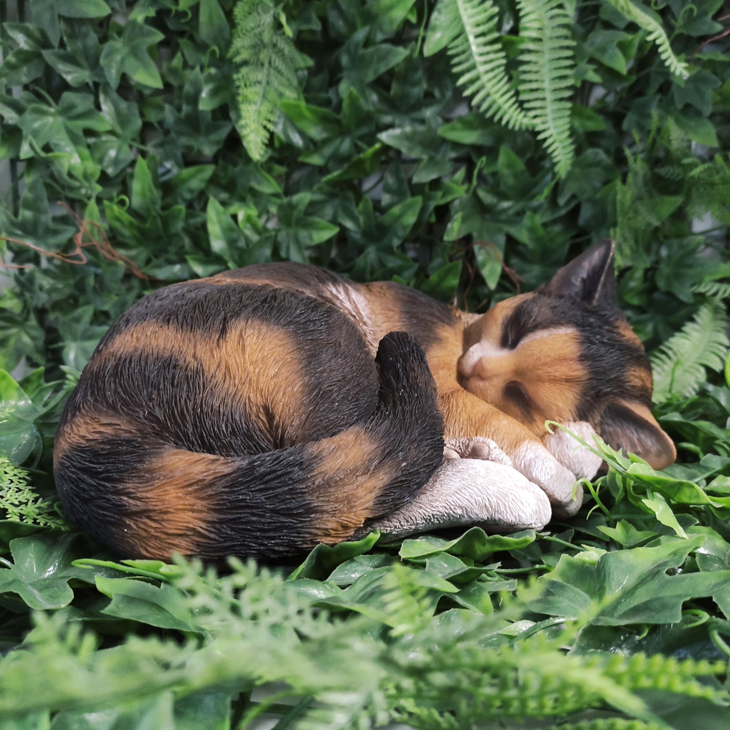 Vivid Arts Sleeping Tortoiseshell Cat Ornament – Lifelike Resin Figurine