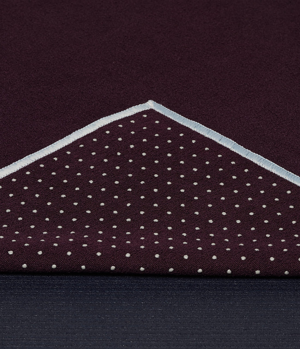 Manduka Yogitoes Non-Slip Yoga Towel | Quick Dry & Eco-Friendly - 79"