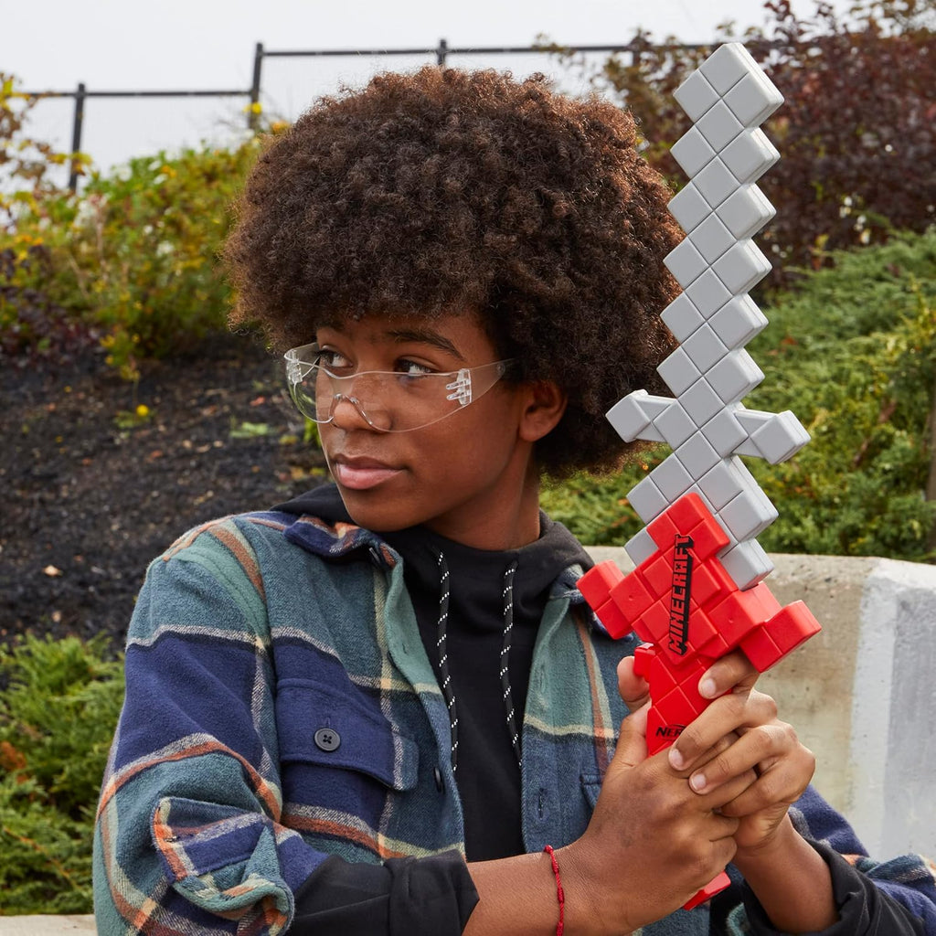 Nerf Minecraft Heartstealer Sword Foam Blaster with 4 Elite Darts