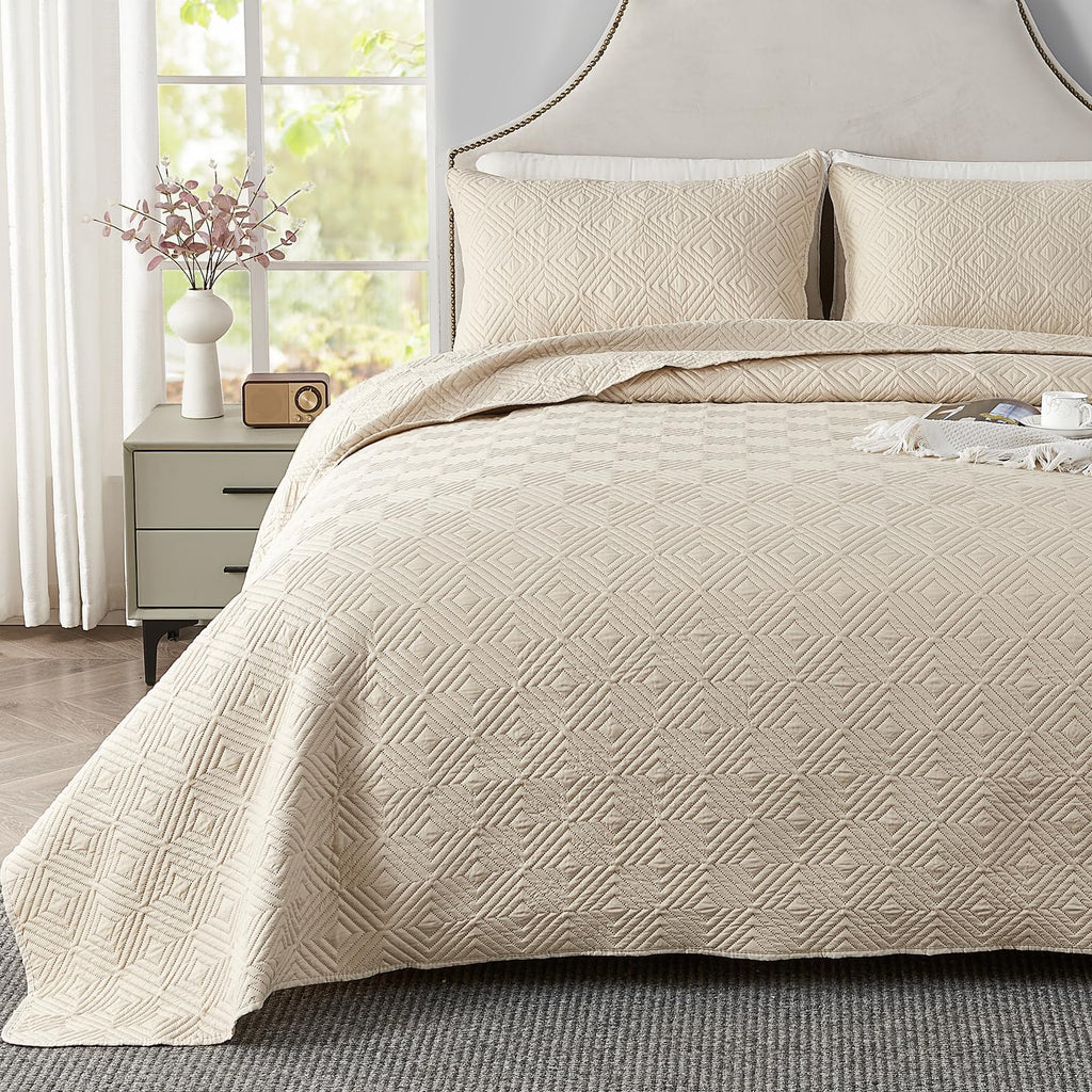 Qucover Super King Bedspread - 3-Piece Beige Ultrasonic Geometric Quilt
