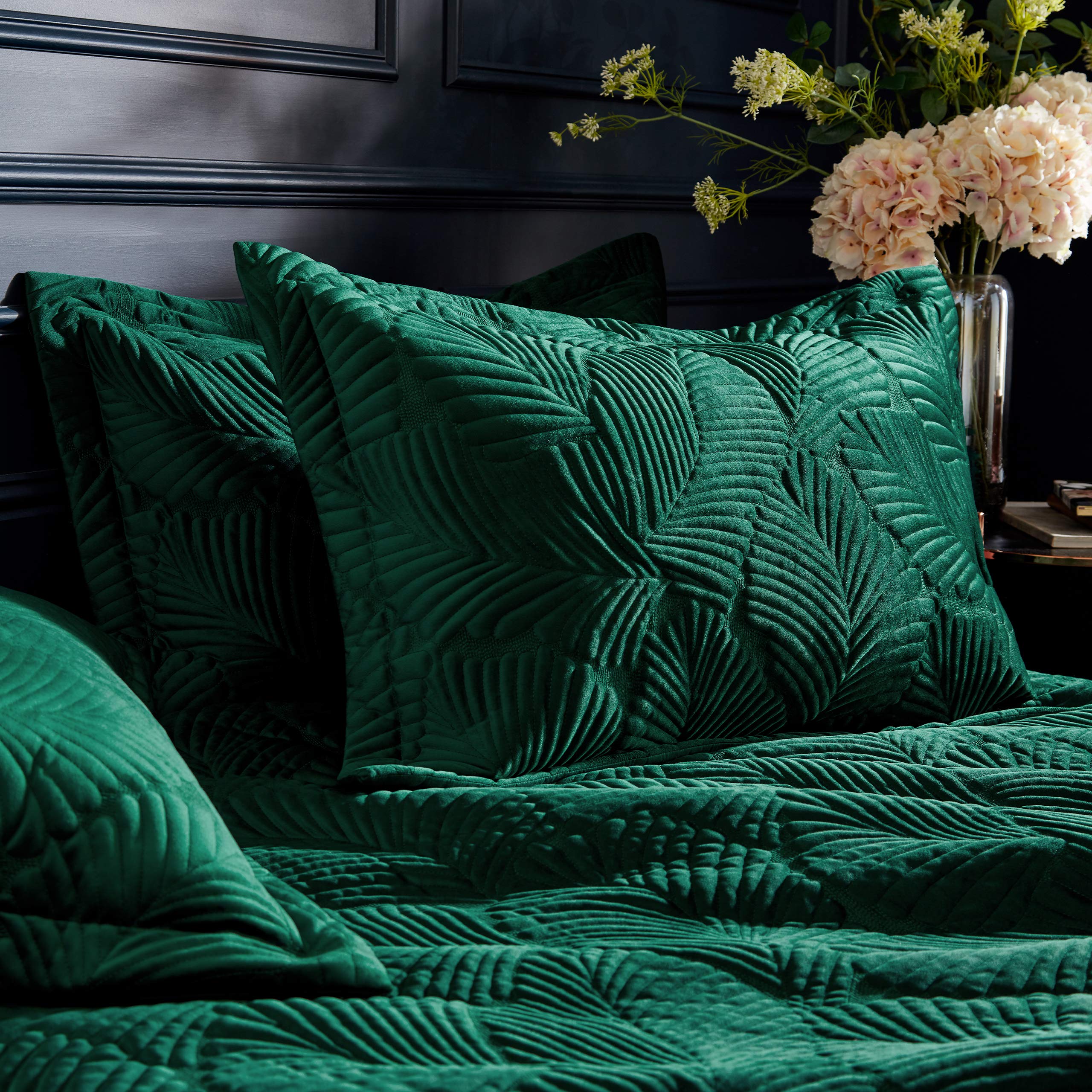 Paoletti Palmeria Emerald Velvet Duvet Cover Set - Double Bedding