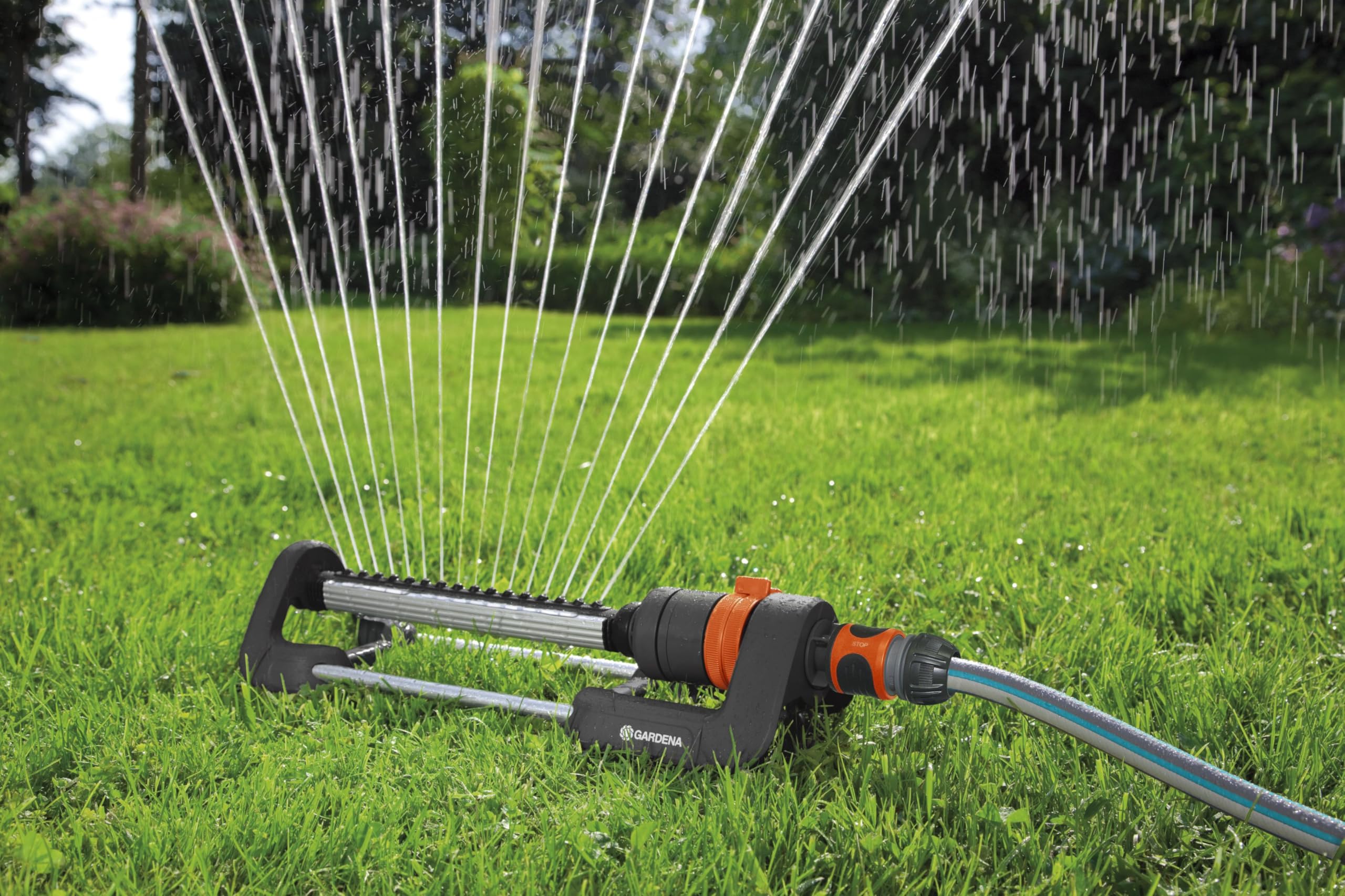Gardena Aqua M Oscillating Sprinkler – Rectangular Lawn Watering