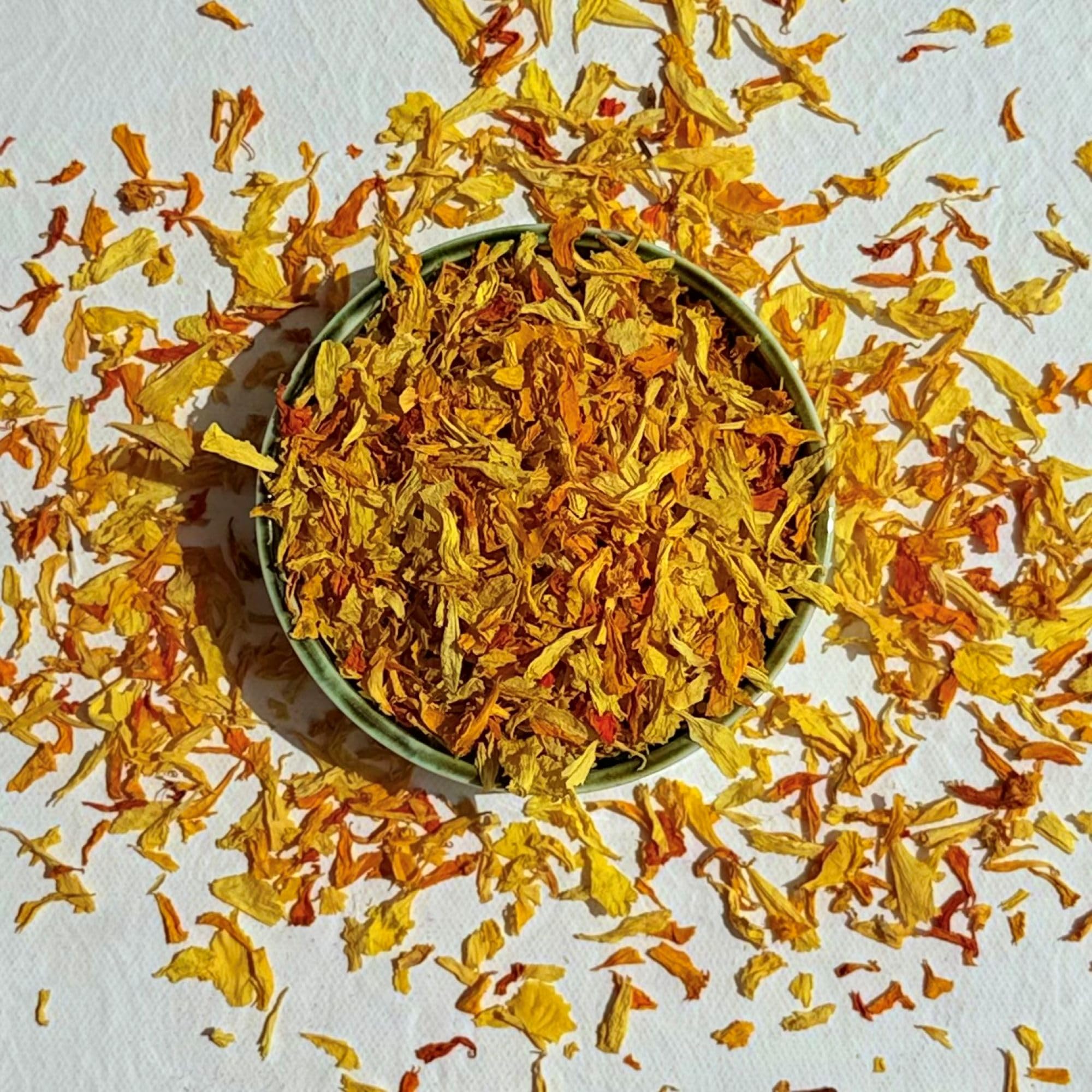 Edible Dried Marigold Petals – 100g Food Grade Harvest Blend