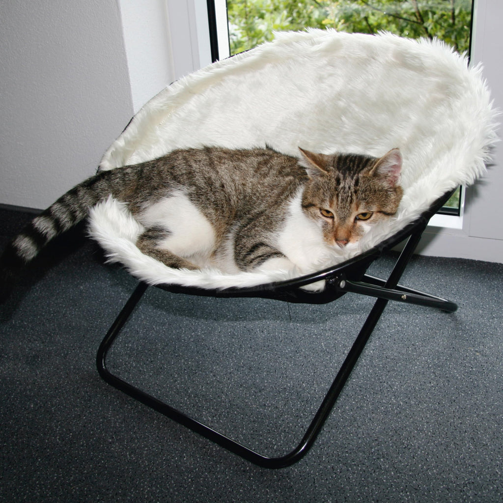 Kerbl Sharon Sleeping Nest – White Plush Pet Bed with Metal Frame