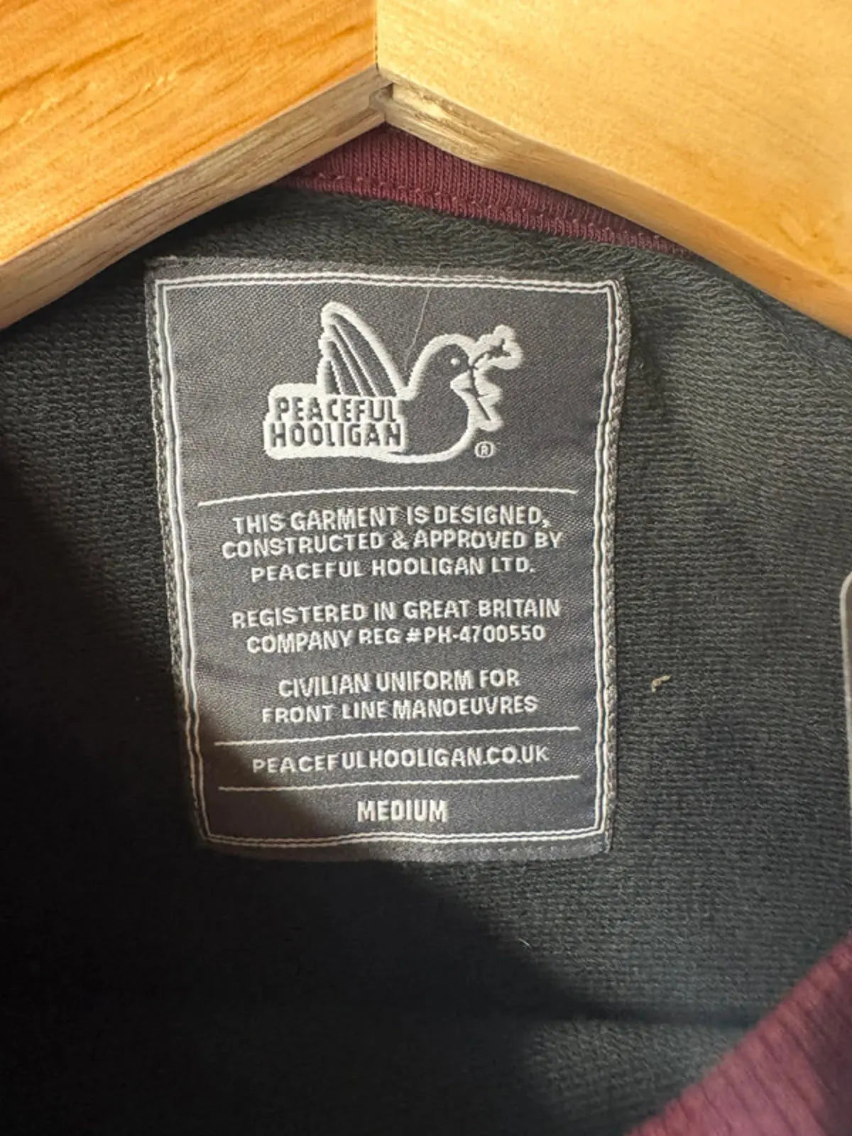 Peaceful Hooligan Men’s Jumper Top Brand New Medium
