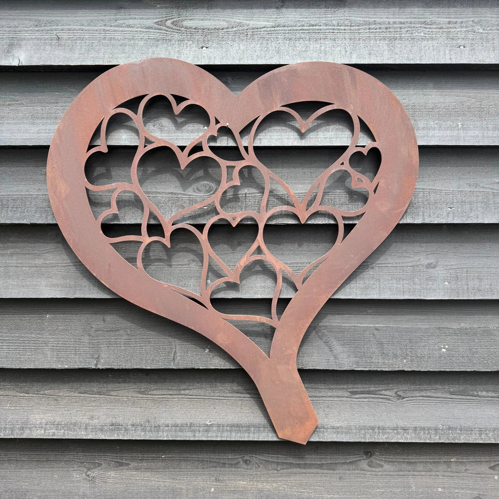 Rustic Warehouse Norfolk Large Metal Heart Garden Sculpture – 85cm