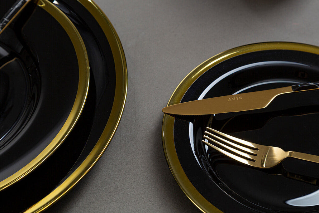 Orsina Ida Black Glass Charger Plates – 33cm Luxury Tableware Set of 4