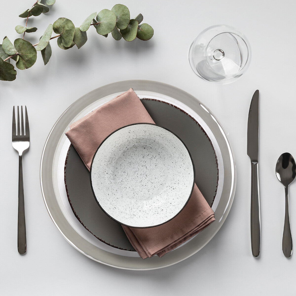 Orsina Ida Embossed Charger Plates with Silver Rim - 33cm Set of 4