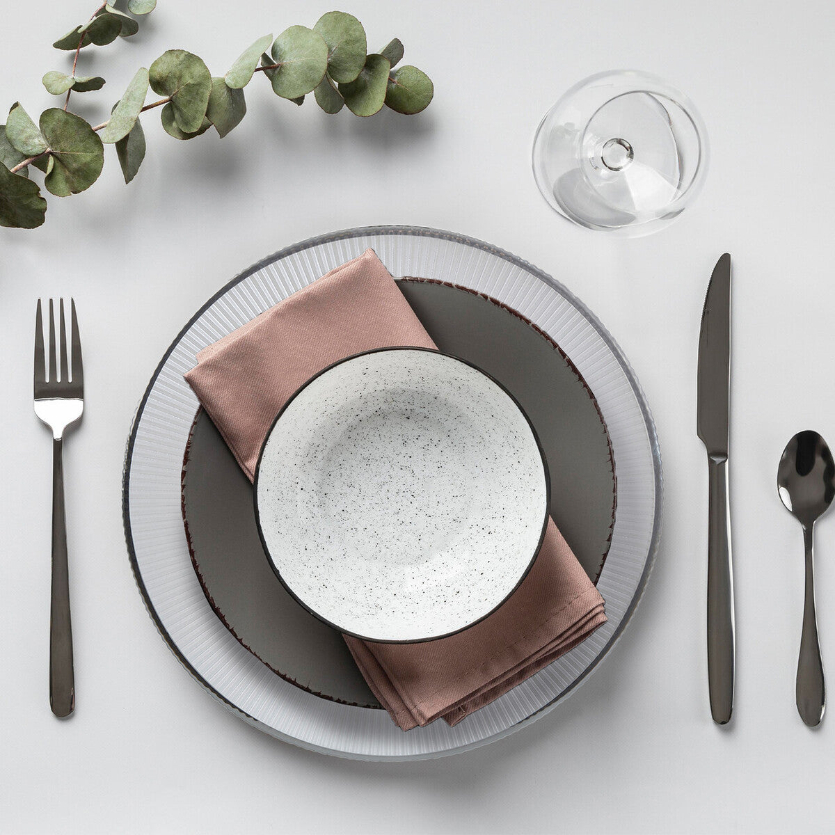 Orsina White Glass Charger Plates – 33cm Embossed Tableware, Set of 4