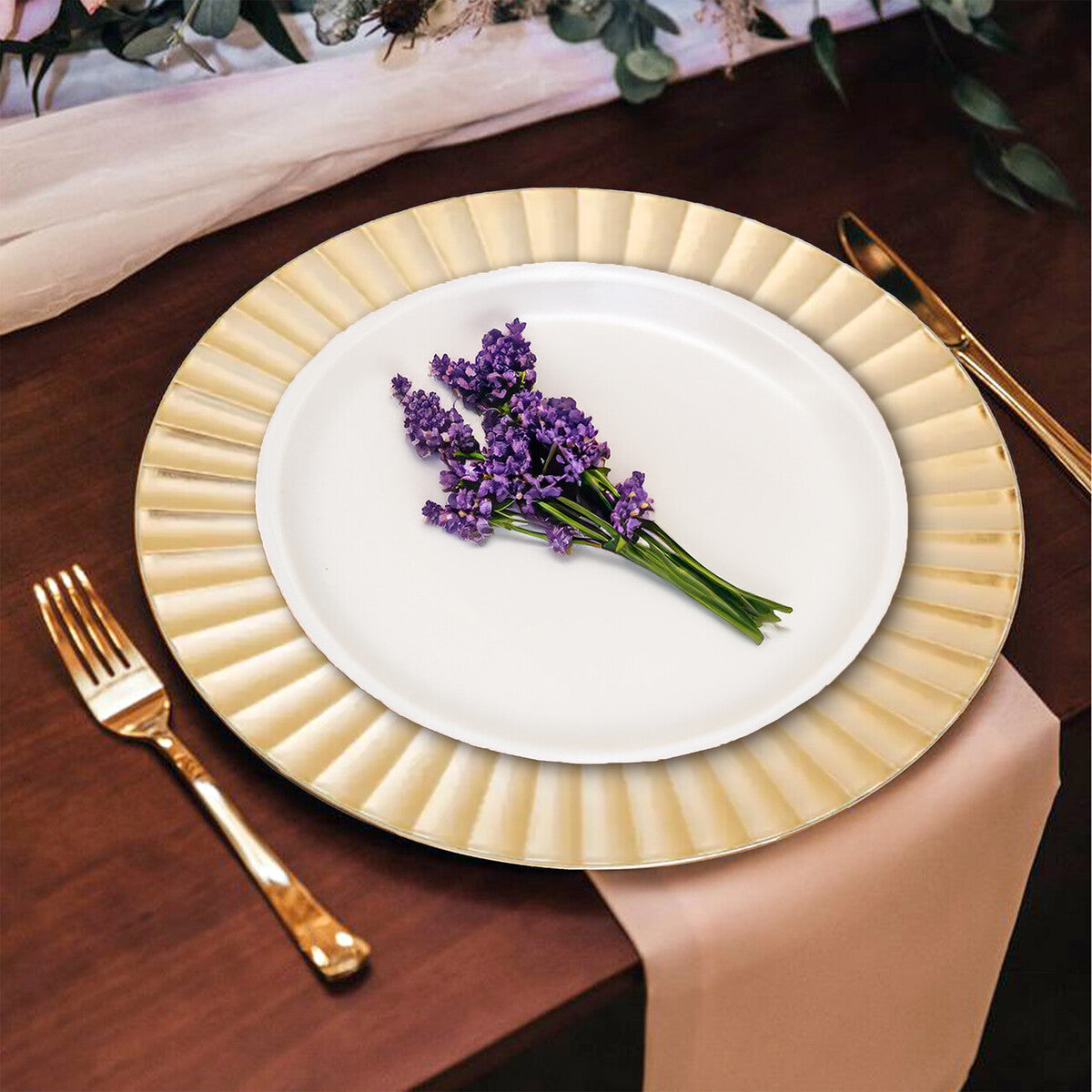 Orsina Gold Wave Rim Charger Plates – 33cm Modern Table Decor, Set of 4