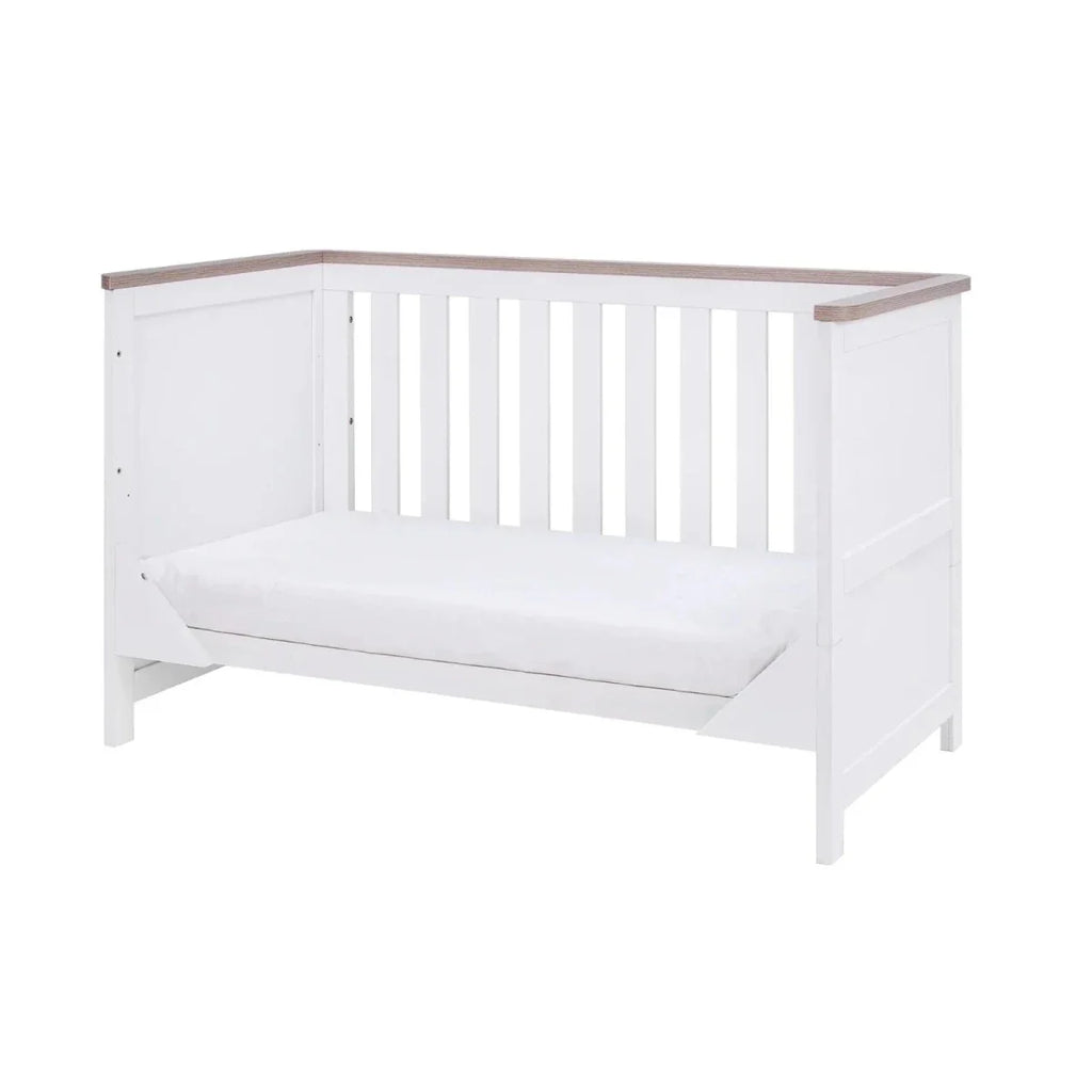 Tutti Bambini Verona Cot Bed - White/Oak