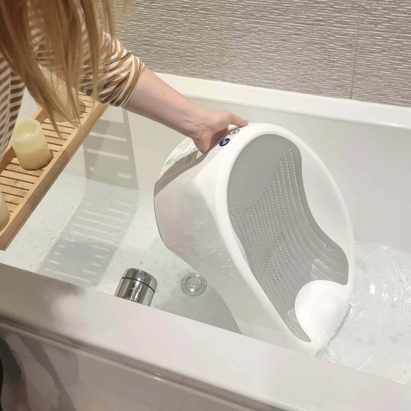 Nuby Newborn Baby Bath Support - Ergonomic Design