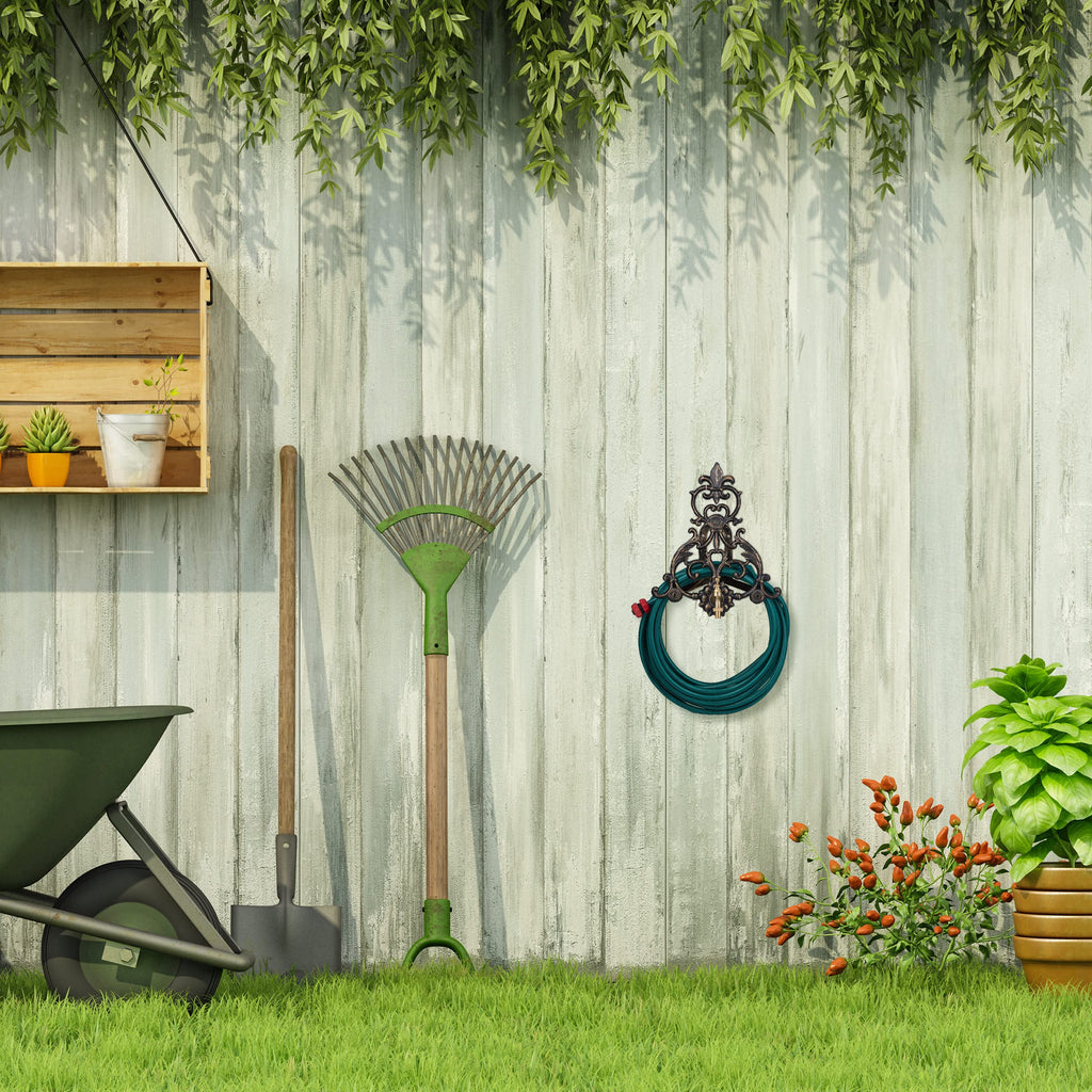 Relaxdays Vintage Iron Wall Hose Reel with Faucet - Black & Gold