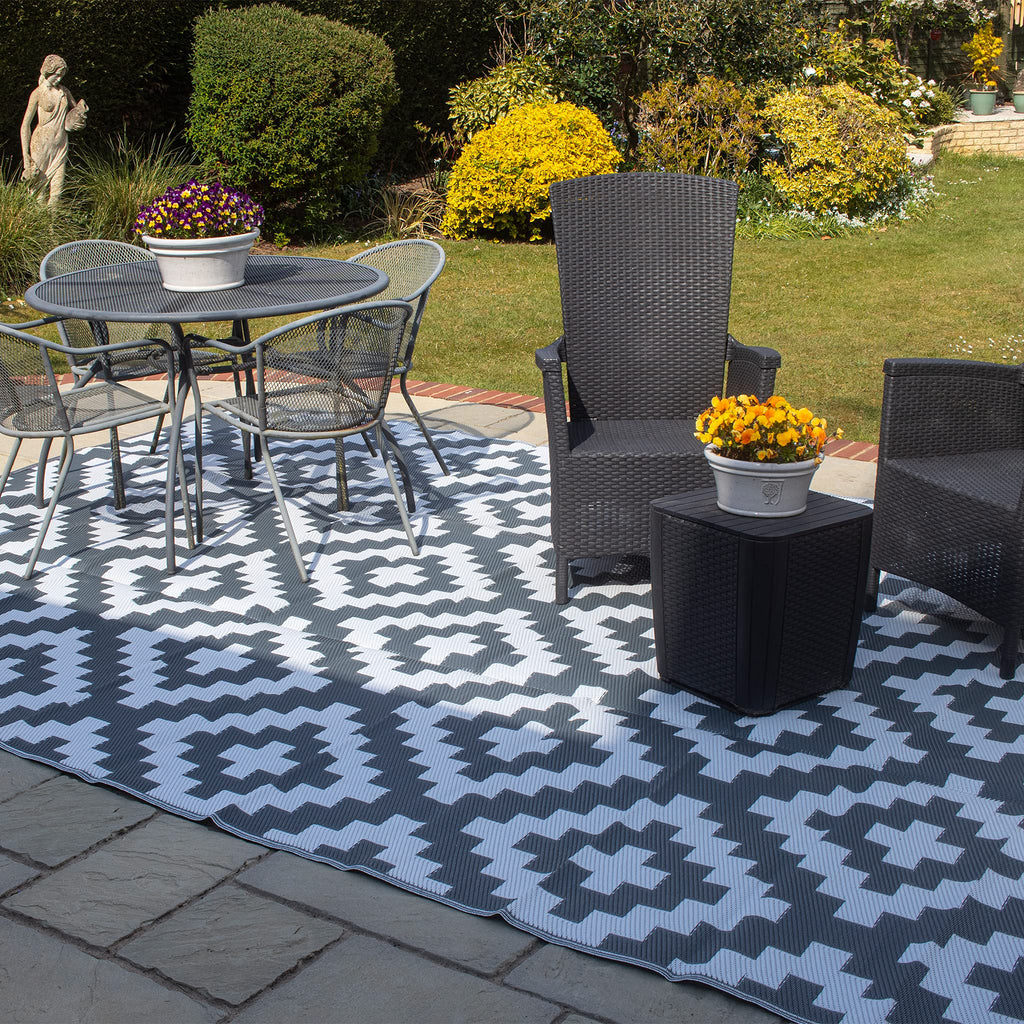 Valiant Outdoor XL Waterproof Rug – Grey Geometric Patio Mat – 3.6m x 2.7m