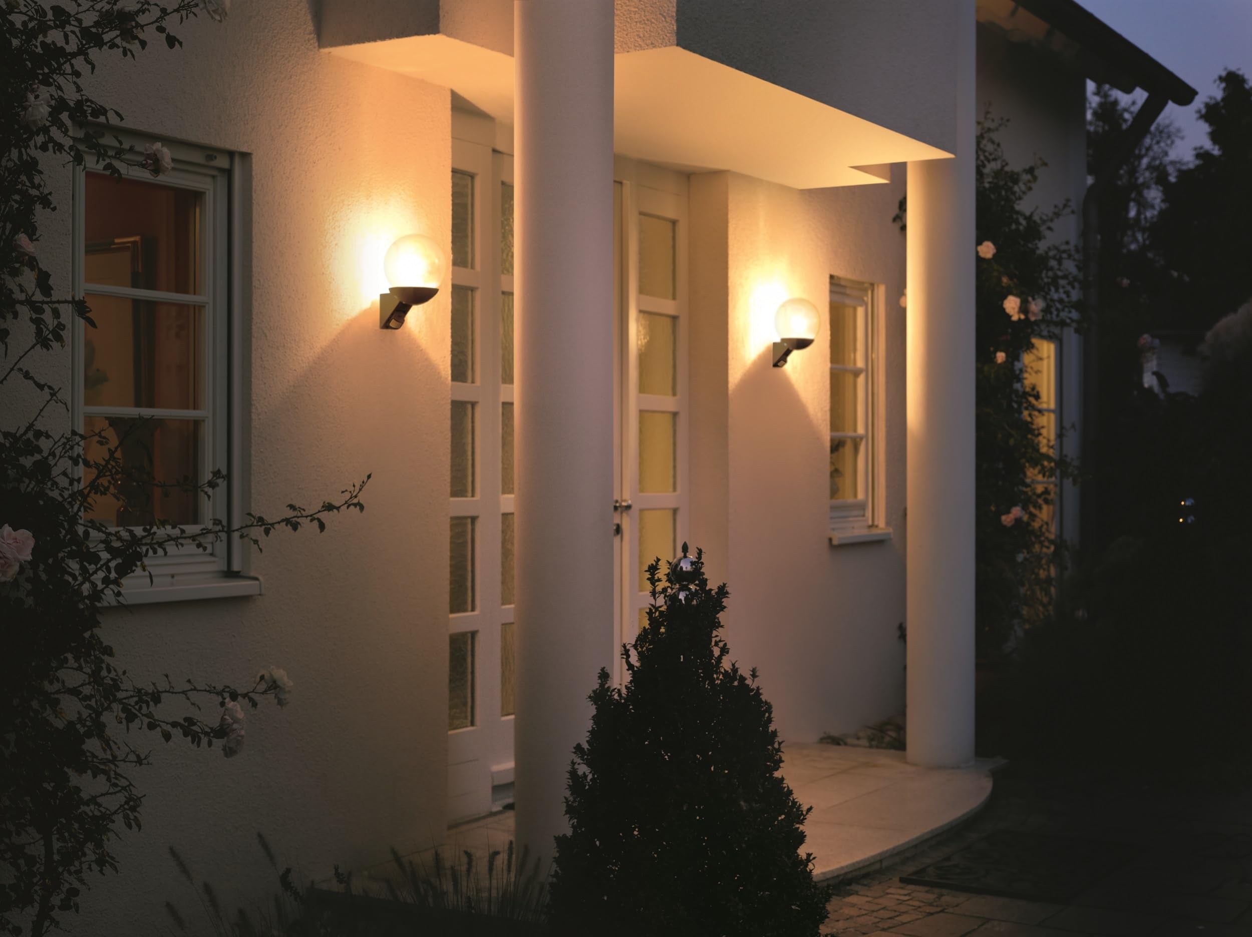 Steinel L 585 S Outdoor Wall Light – Black Motion Sensor Lamp