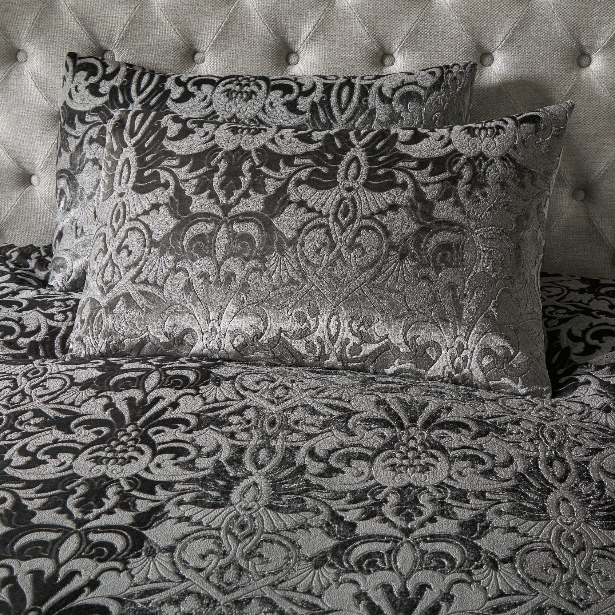 Laurence Llewelyn-Bowen Velvet Damask Duvet Cover Set – Slate Grey, Double