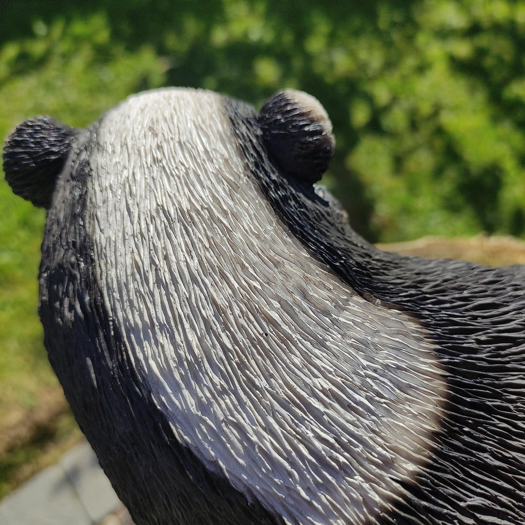 Jolof Store Lifelike Badger Garden Ornament – Hand Painted Resin Statue