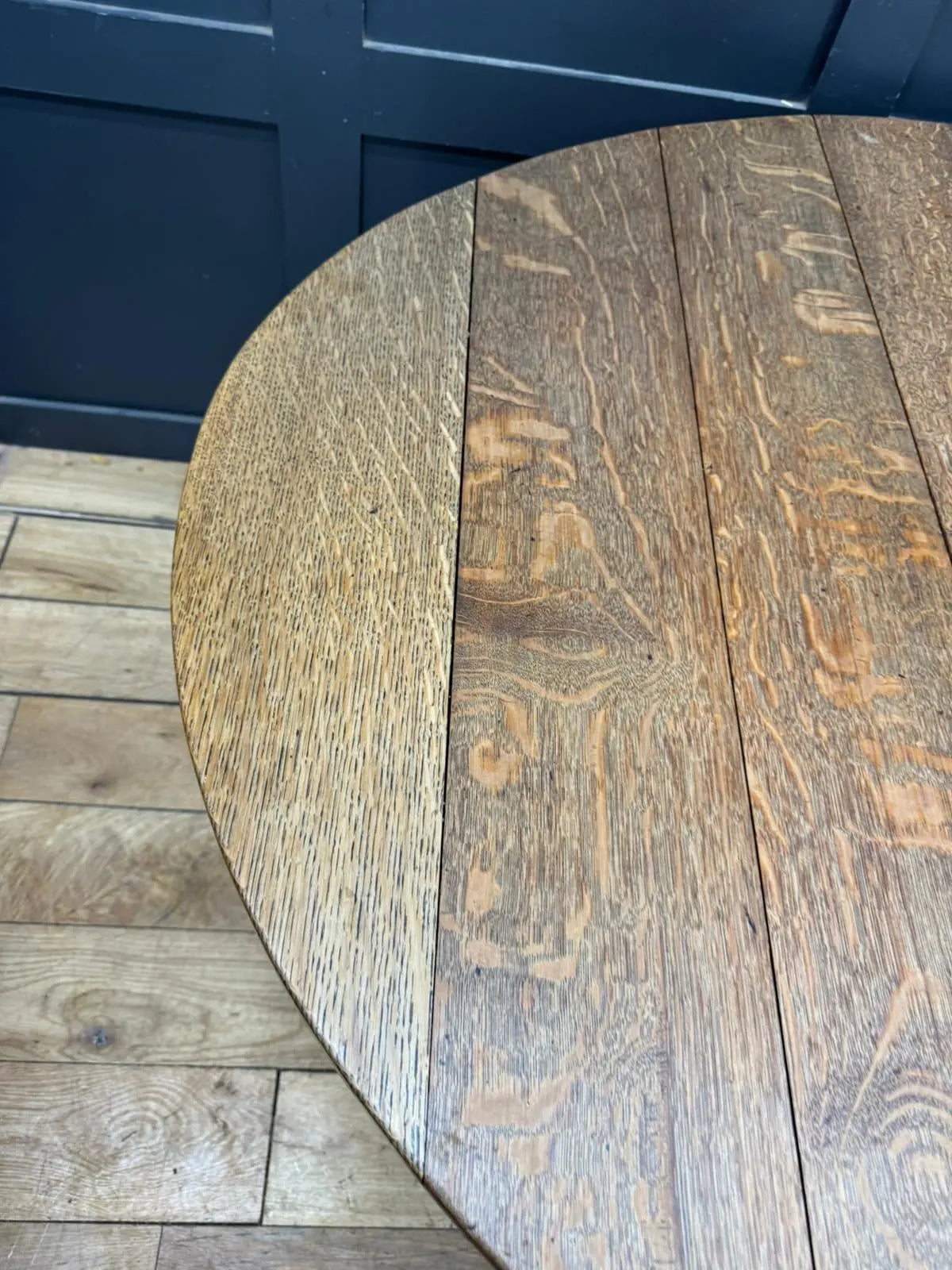 Antique Solid Oak Drop-Leaf Dining Table / Extending Table / Antique Sideboard