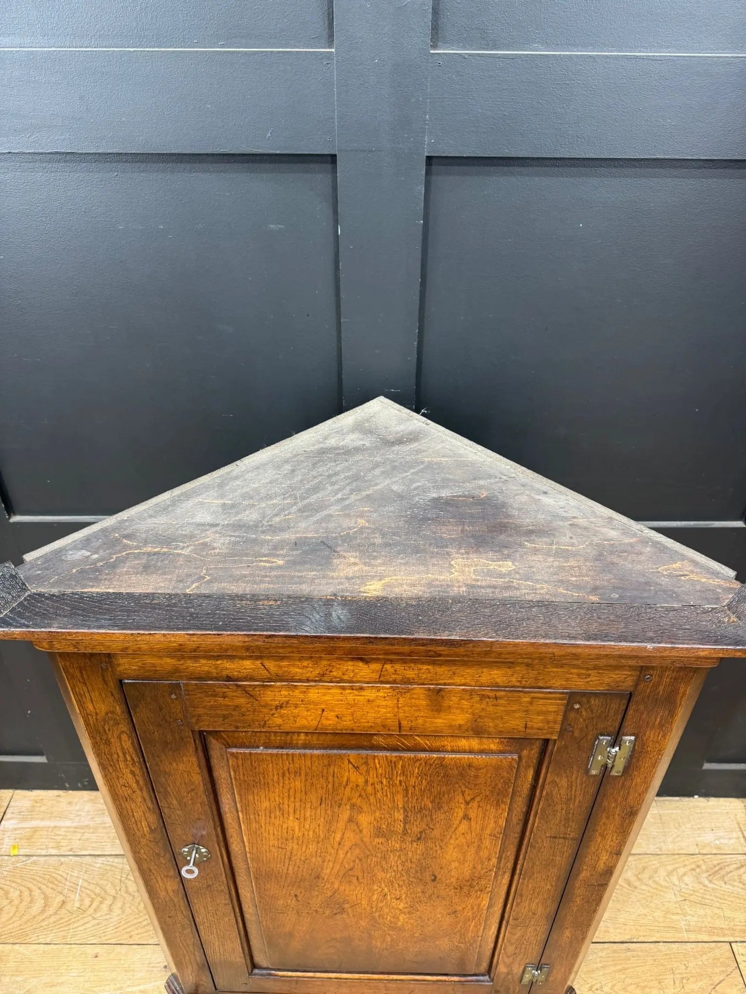Vintage Wall Mounted Oak Corner Cupboard Cabinet / Farmhouse Cupboard