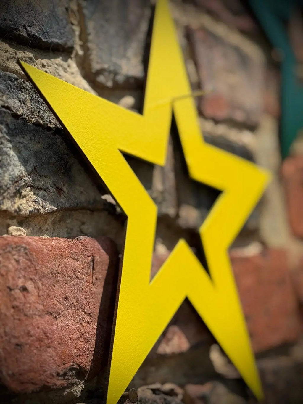 Rustic Metal Star Garden Wall Art – Distressed Steel Decor by RW Norfolk
