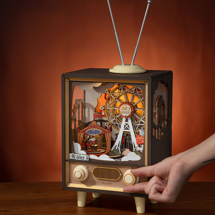 Rolife Sunset Carnival 3D Wooden Puzzle - DIY Music Box Model Kit