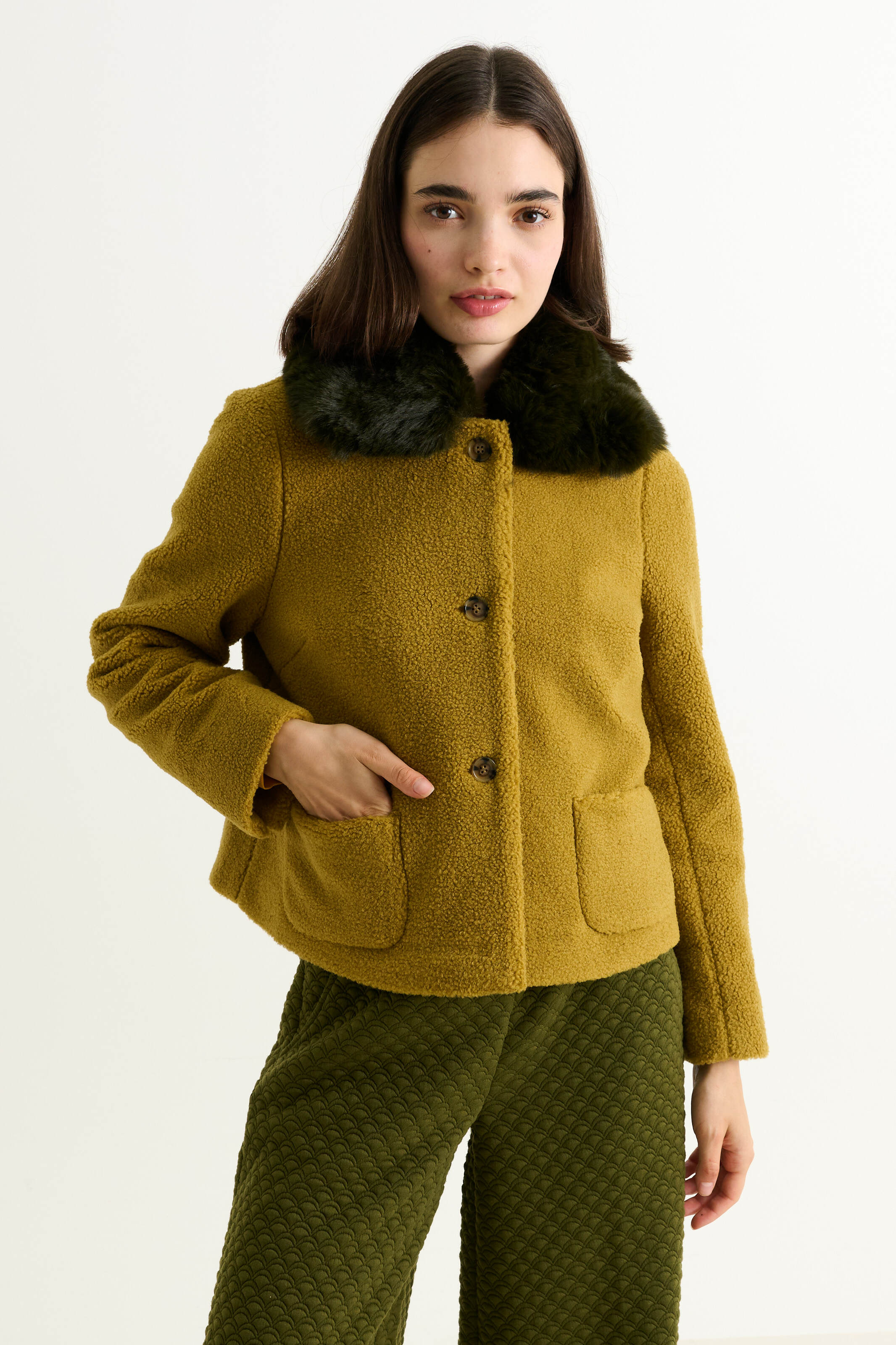 Apple Borg Faux Fur Collar Cropped Jacket – Mustard