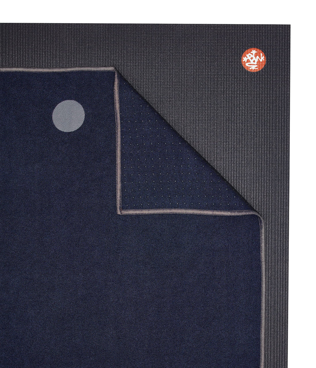 Manduka Yogitoes Non-Slip Yoga Towel – Quick Dry & Eco-Friendly, Midnight