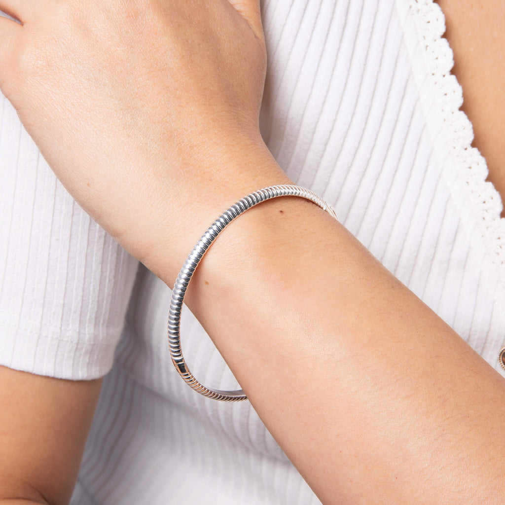 Gecko Jewellery Striped Hinged Bangle – Recycled Sterling Silver