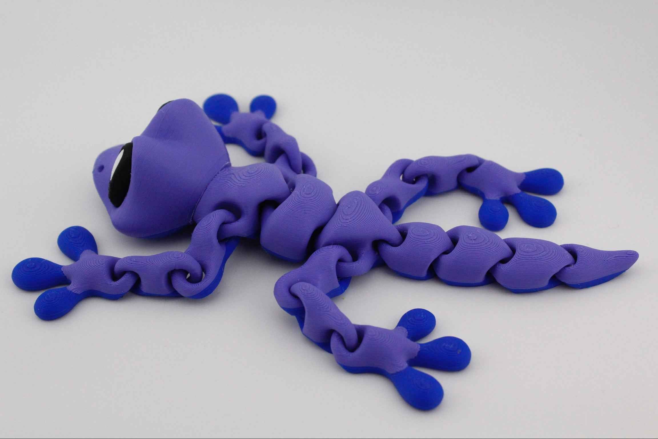 Magnetic Gecko - super cute flexible friend