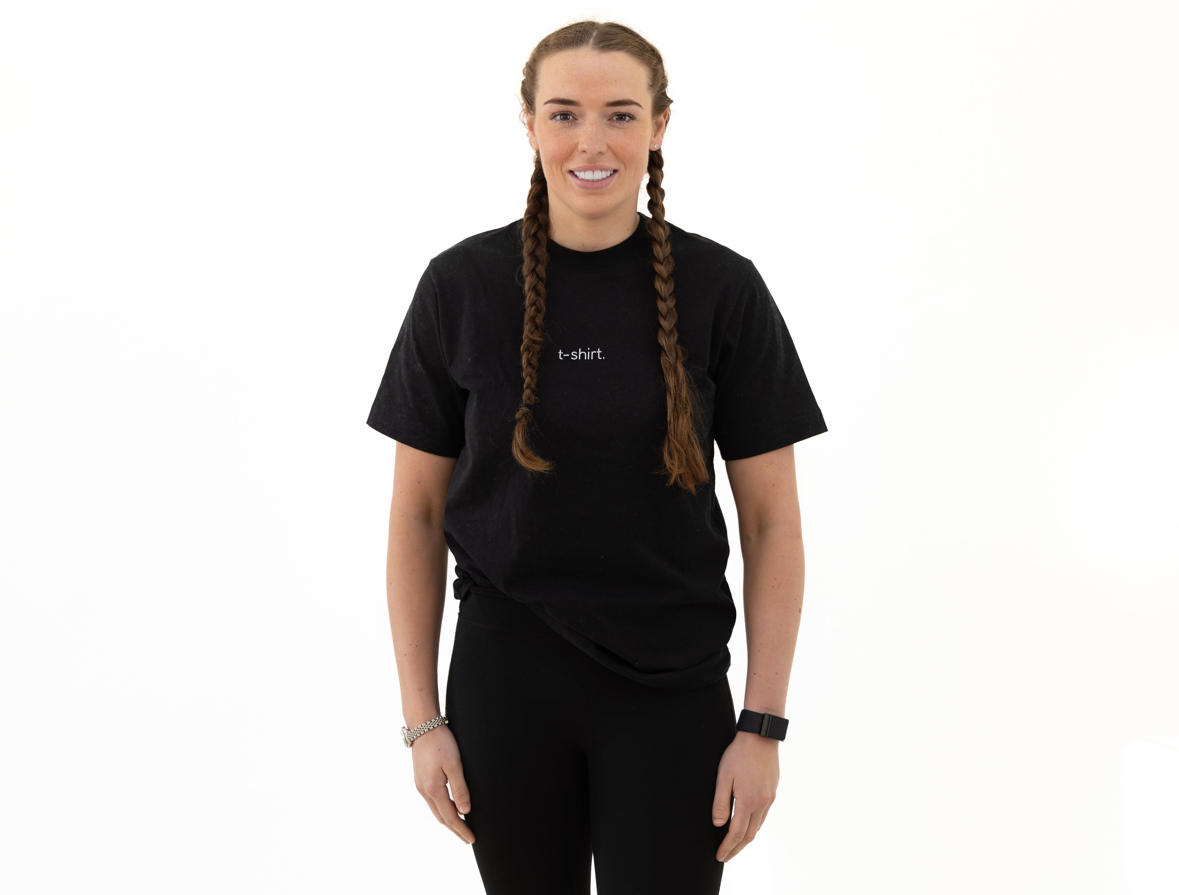 simple. t-shirt. black.