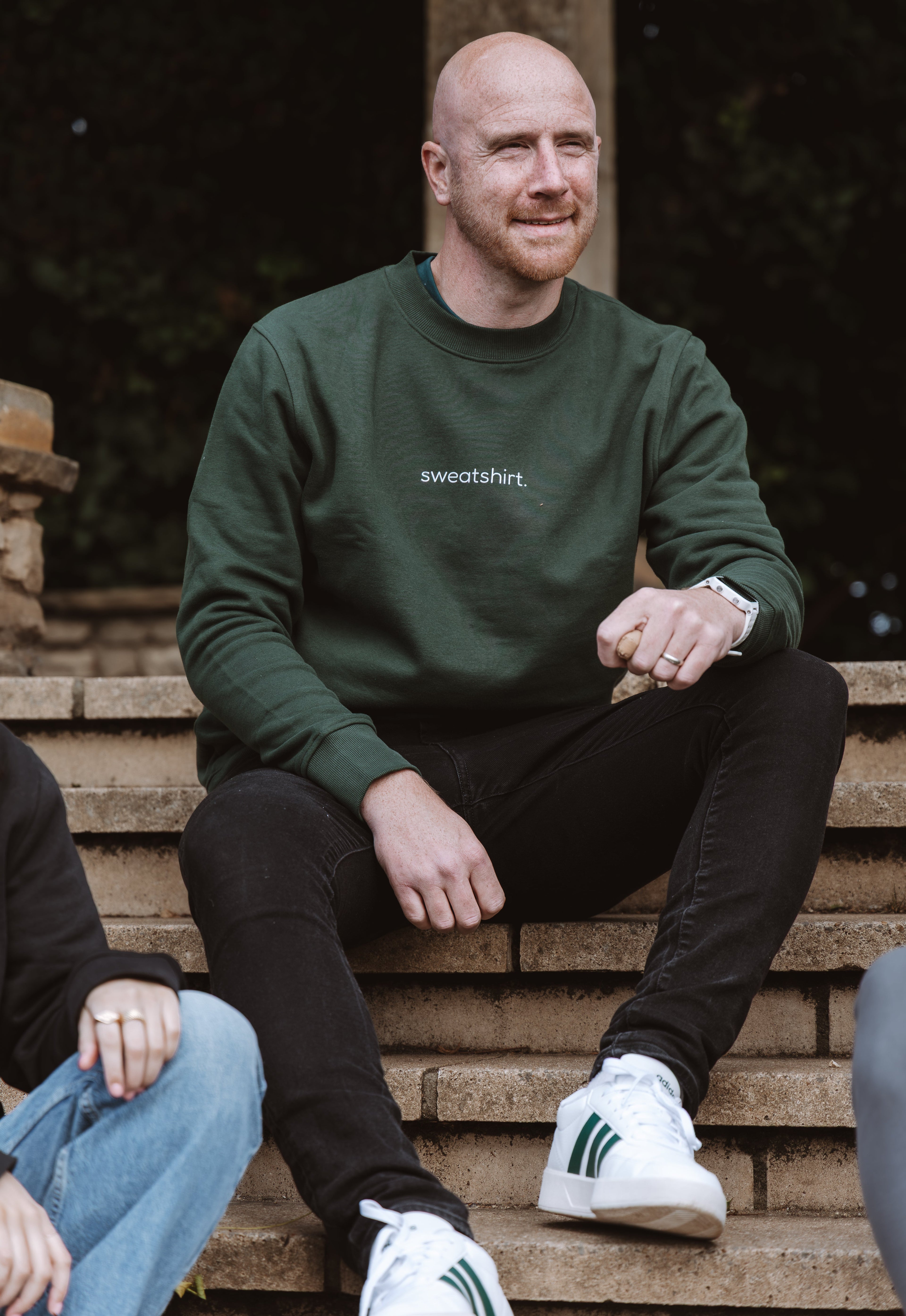 simple. sweatshirt. snug. forest-green.