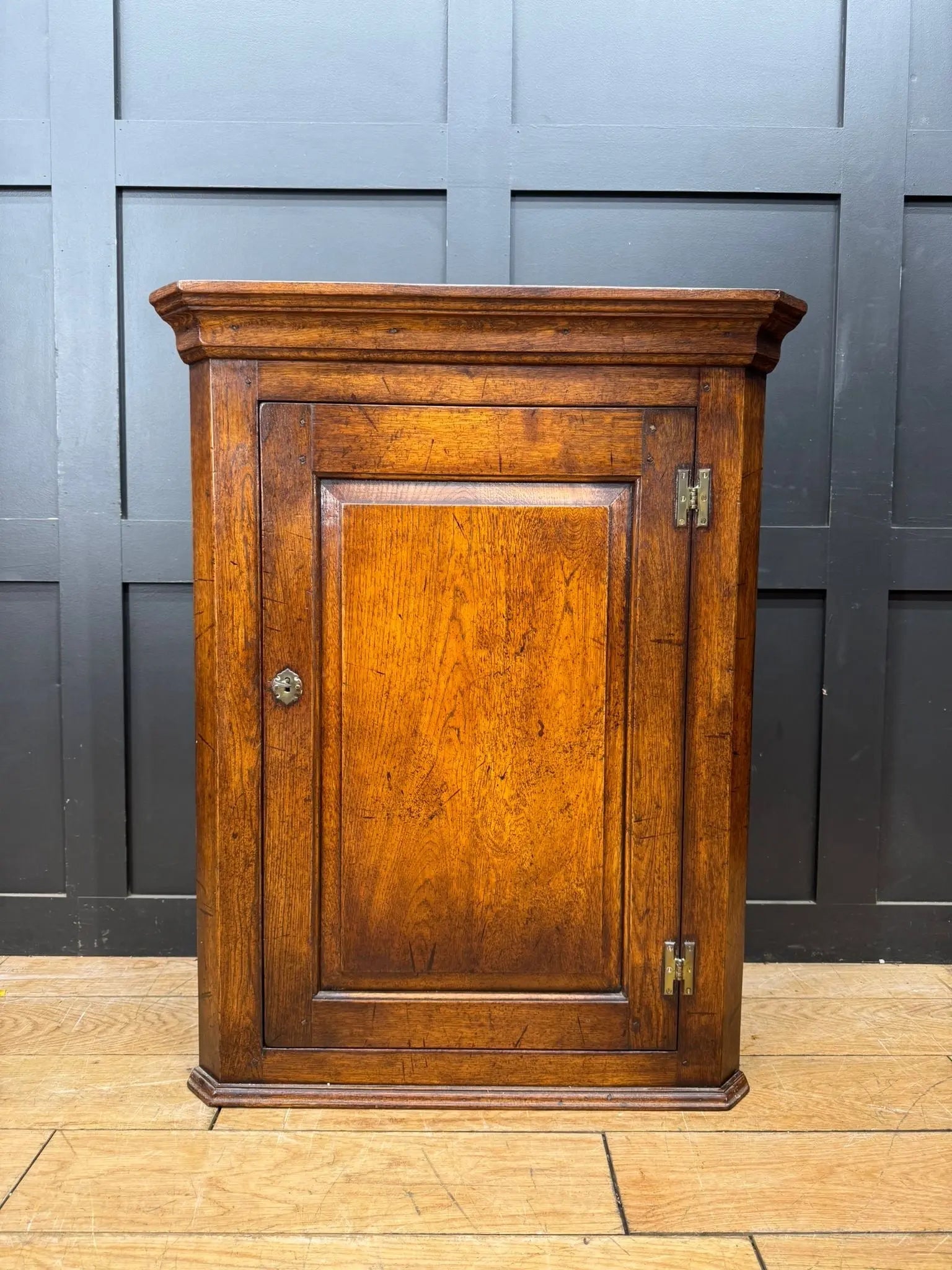 Vintage Wall Mounted Oak Corner Cupboard Cabinet / Farmhouse Cupboard