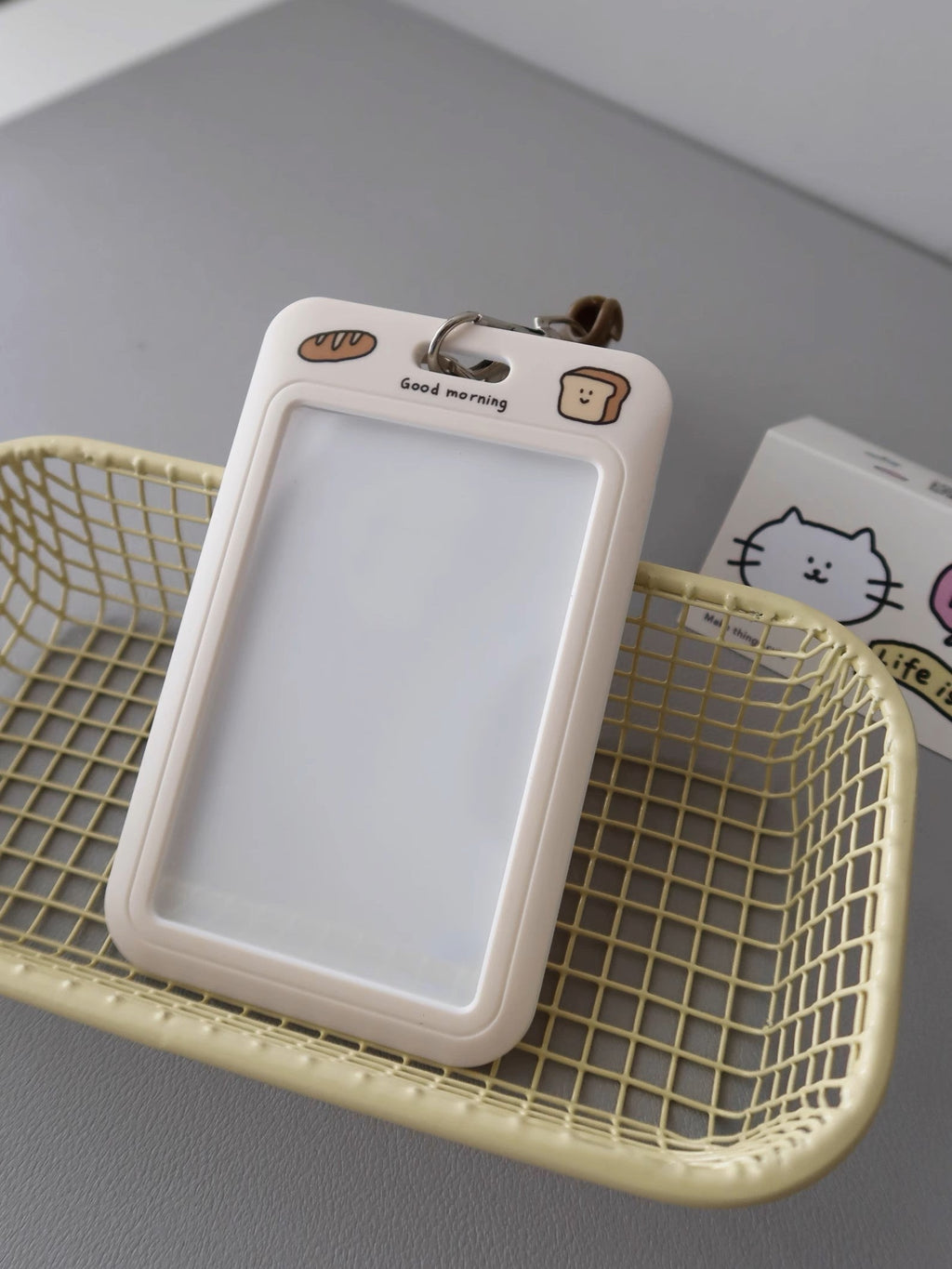 LuLuFun Studio Kitty ID Card Protector – Durable Plastic Badge Holder
