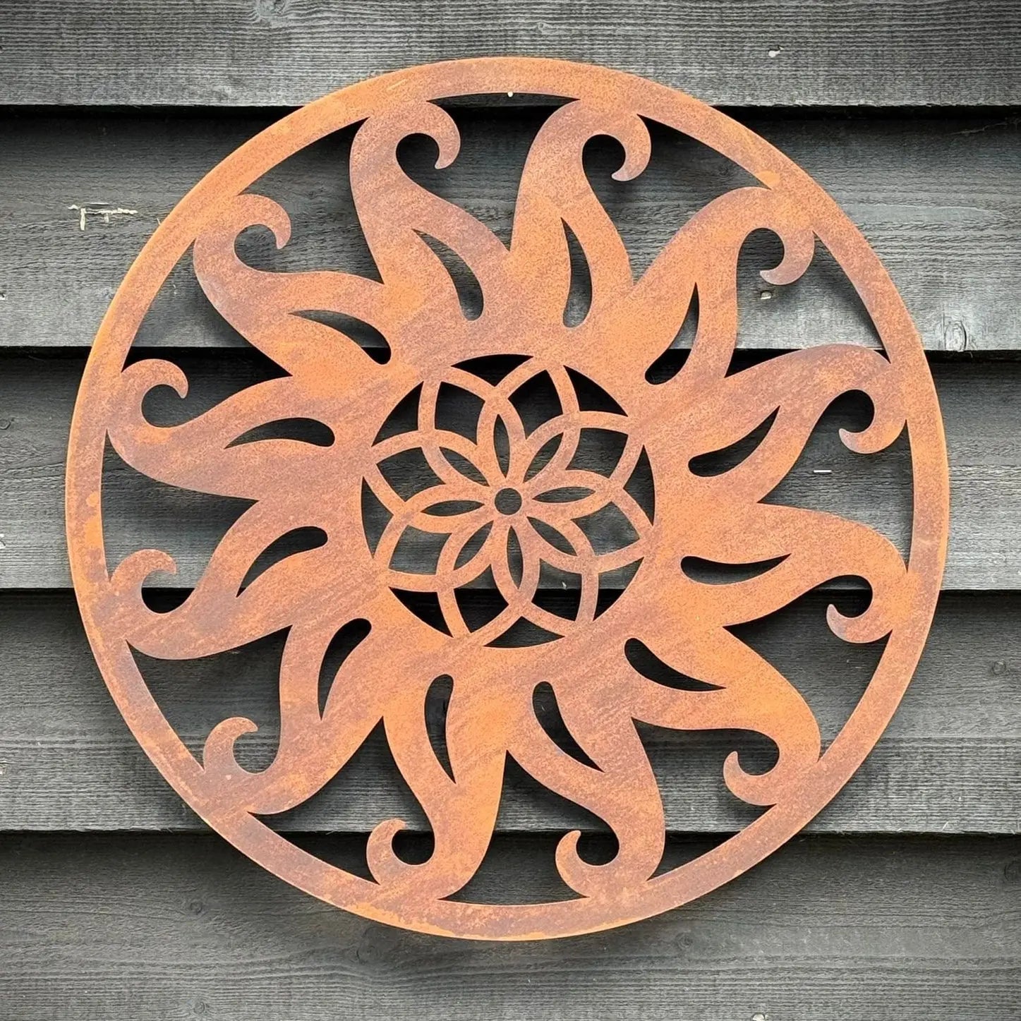 Rustic Warehouse Norfolk Metal Sun Wall Art – 55cm Steel Garden Decor