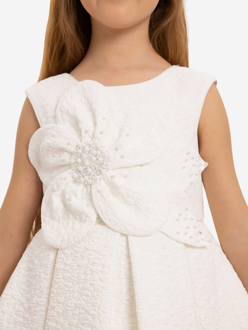 DRESS & Fleur Girls White Jacquard Dress with 3D Floral Bag