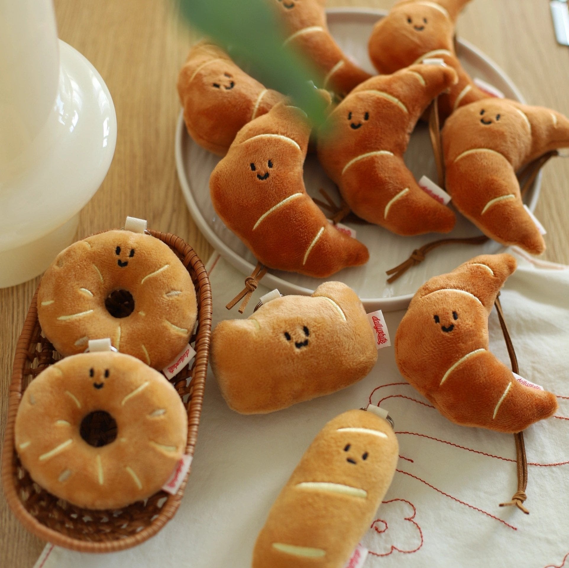 LuLuFun Studio Bread Plush Bakery Bag Charm – Kawaii Stuffed Food Toy