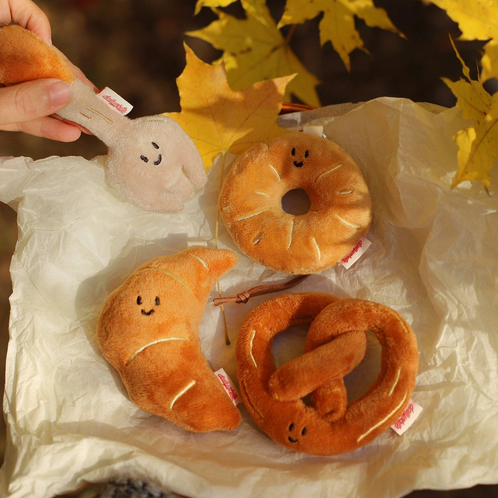 LuLuFun Studio Bread Plush Bakery Bag Charm – Kawaii Stuffed Food Toy