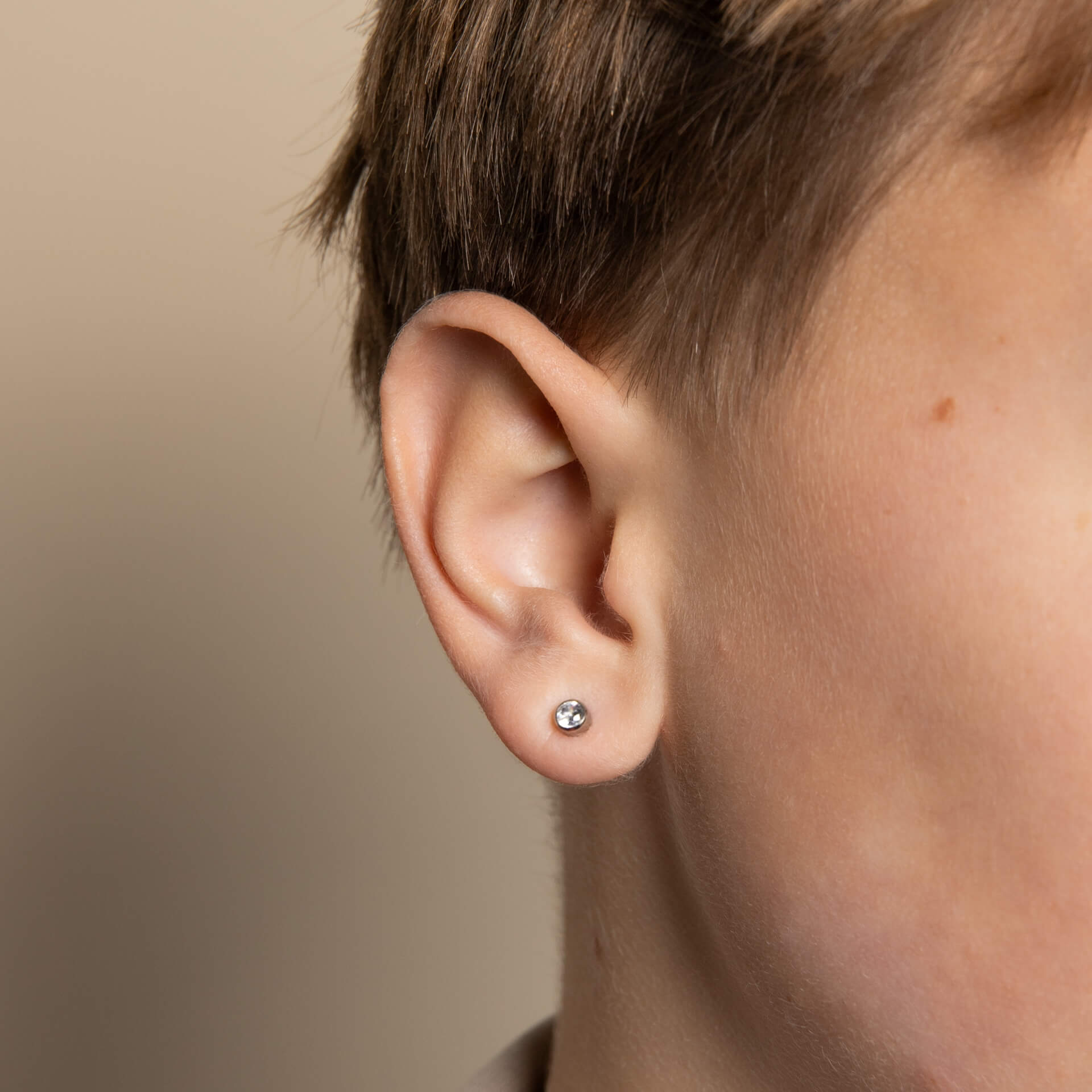 Gecko Jewellery Stainless Steel CZ Stud Earrings – Smaller Fit