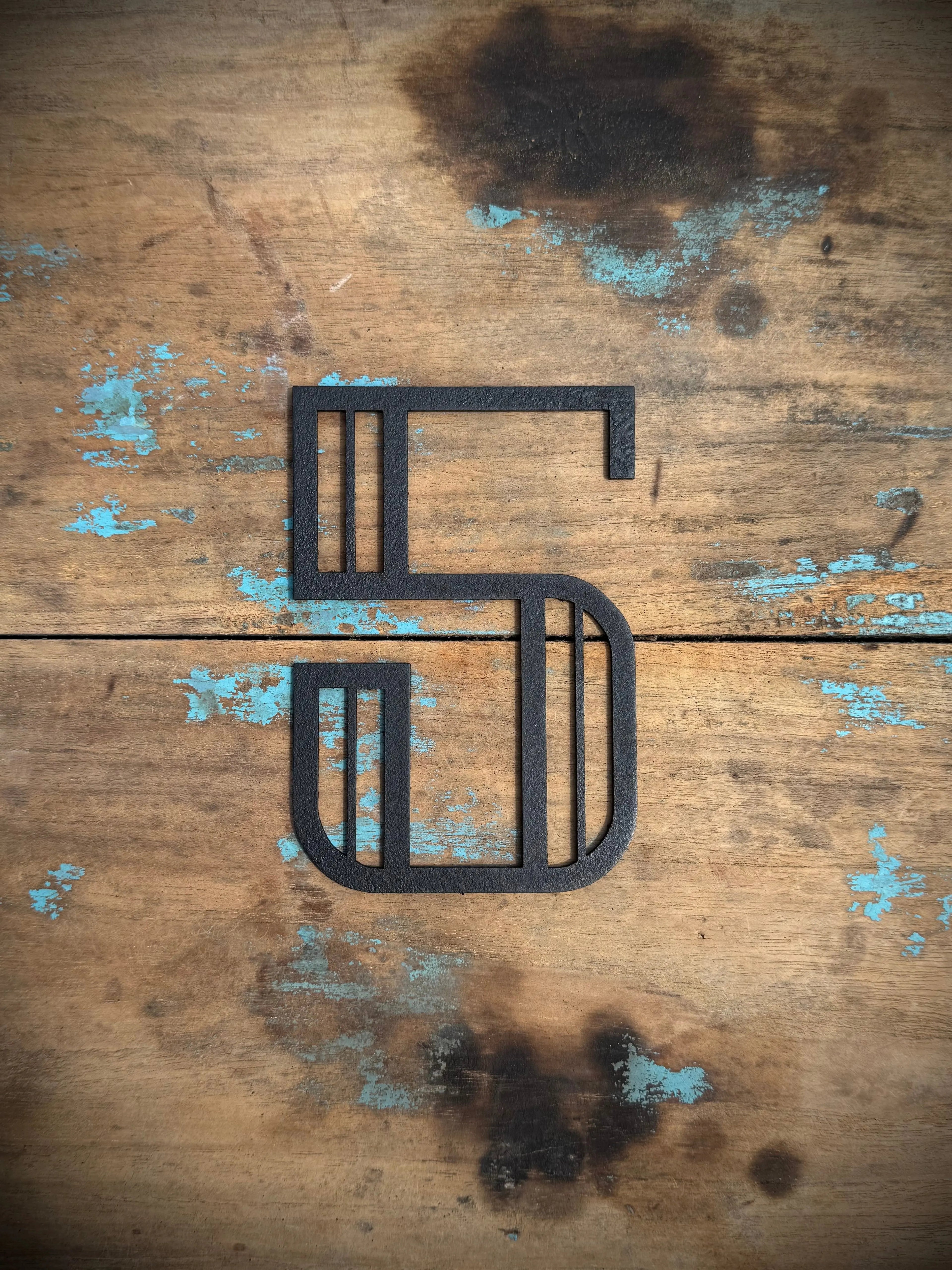 Art Deco Metal Letters & Numbers | Distressed Black Steel Wall Decor