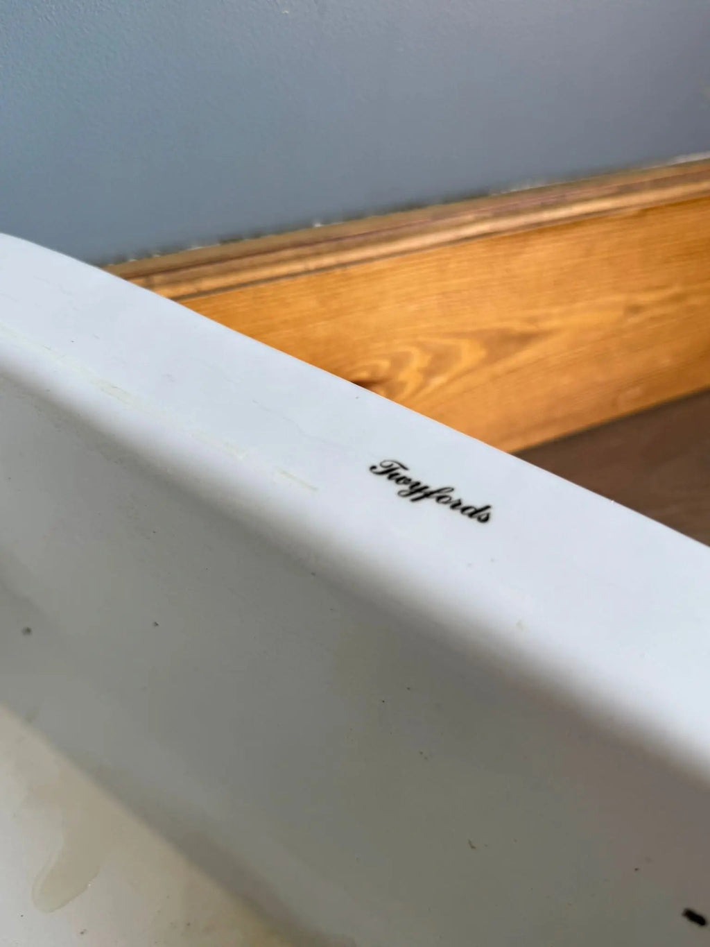 Vintage Twyfords Rectangular Sink – Reclaimed Ceramic Basin 50cm Utility/Lab