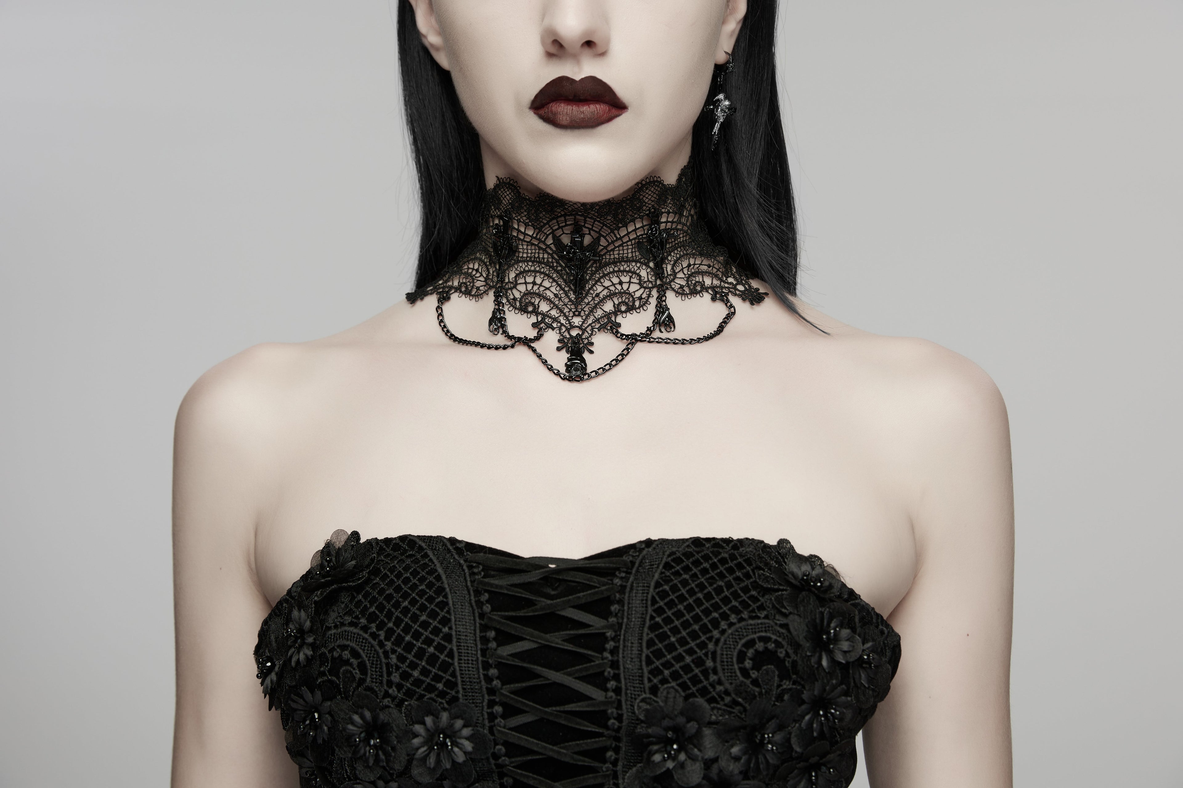 Punk Rave Goth Bat Necklace – Black Lace Victorian Choker with Chains