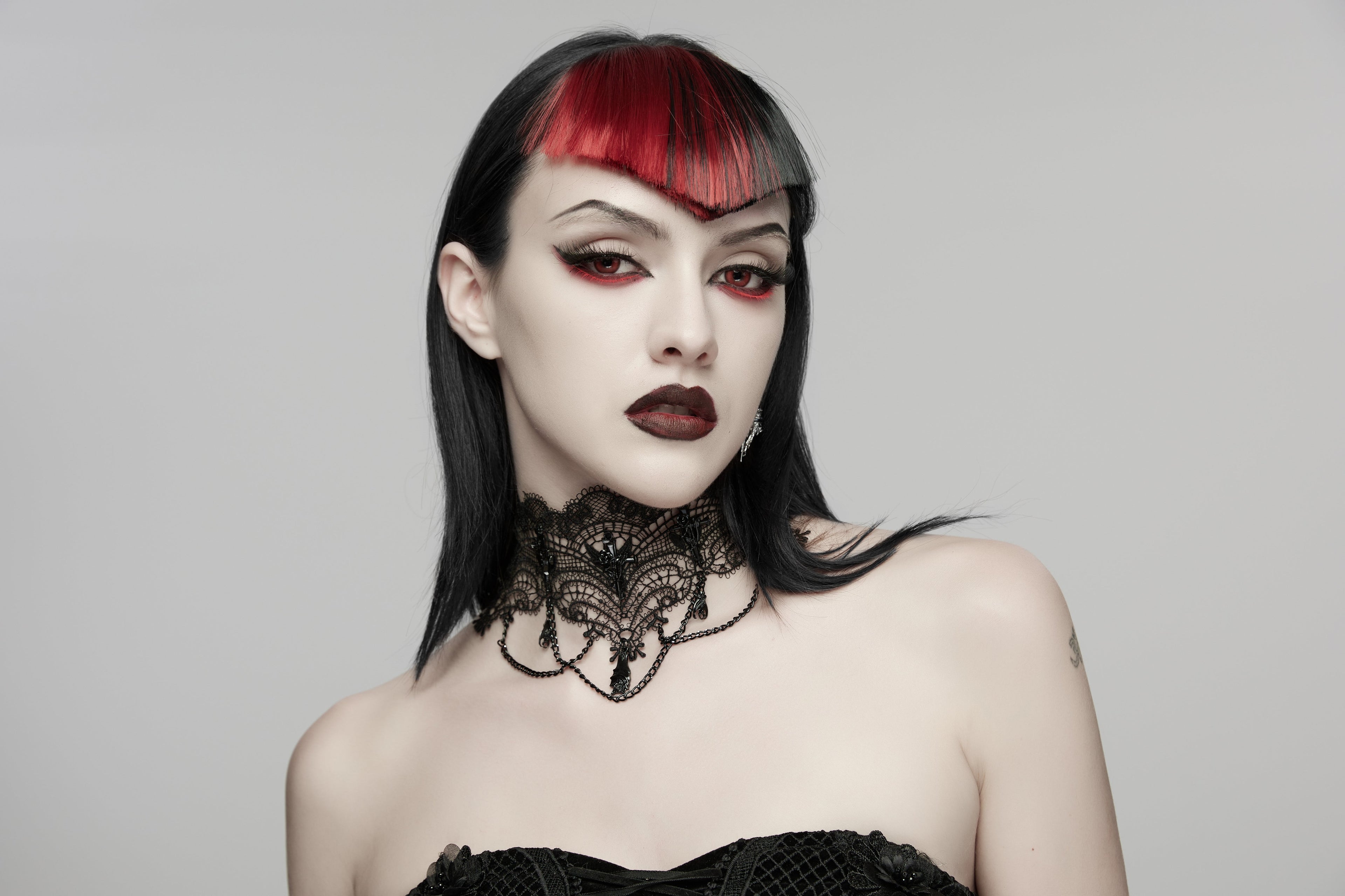 Punk Rave Goth Bat Necklace – Black Lace Victorian Choker with Chains